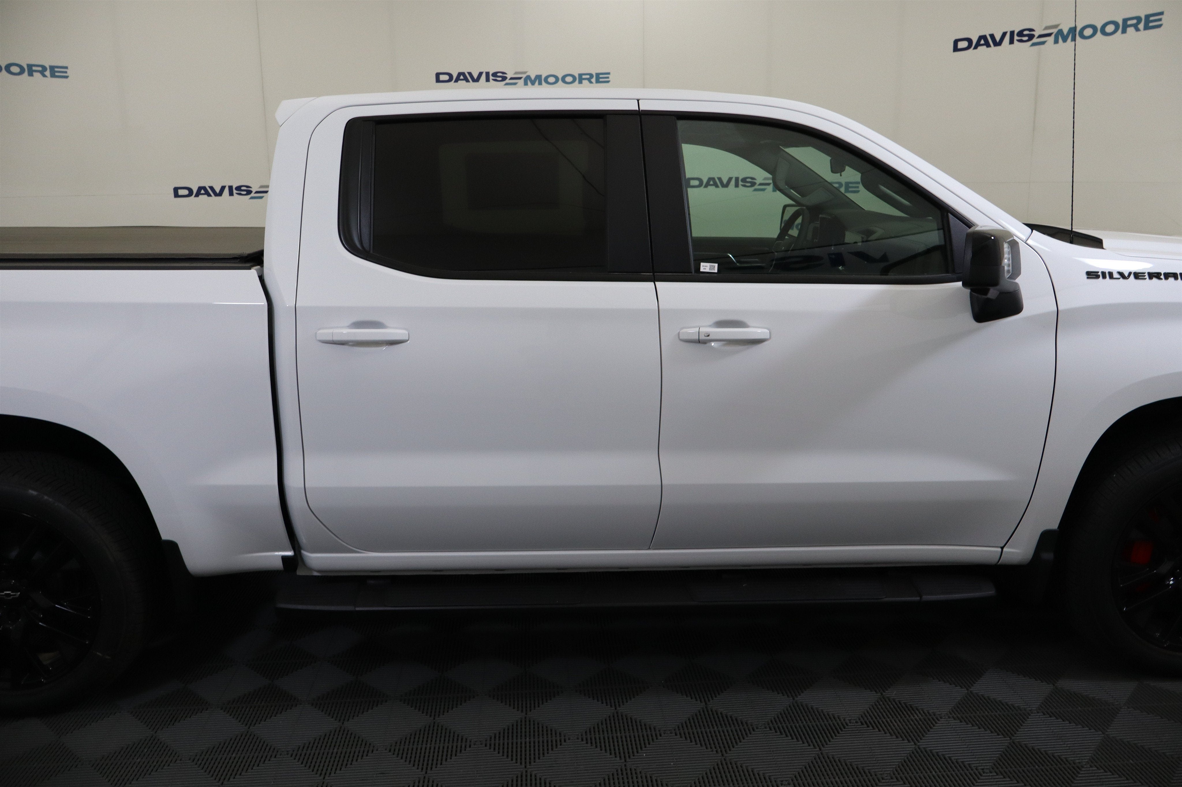 2026 Chevrolet Silverado 1500 RST Crew Cab 4WD