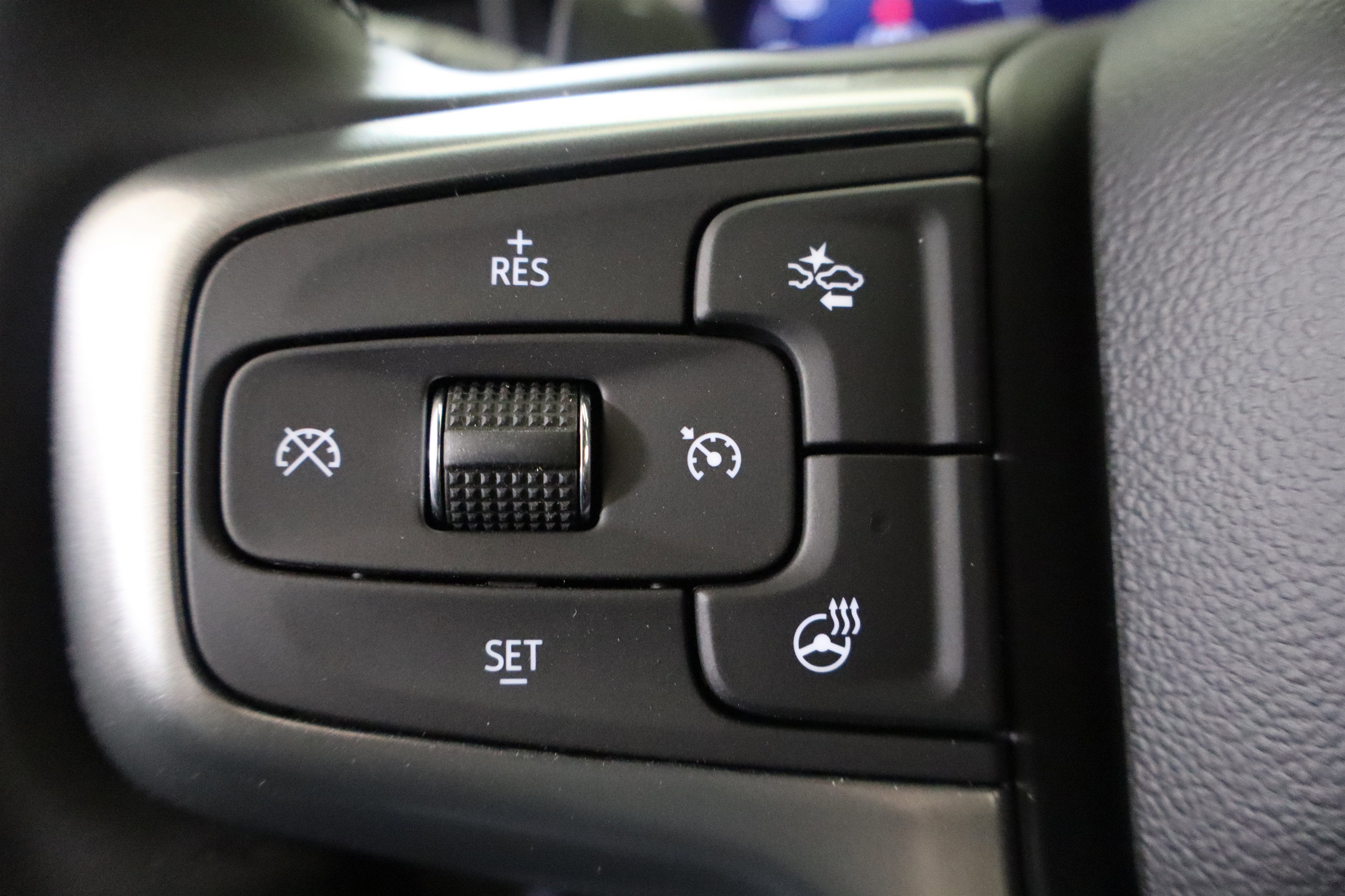 2026 Chevrolet Silverado 1500 LTZ Crew Cab 4WD