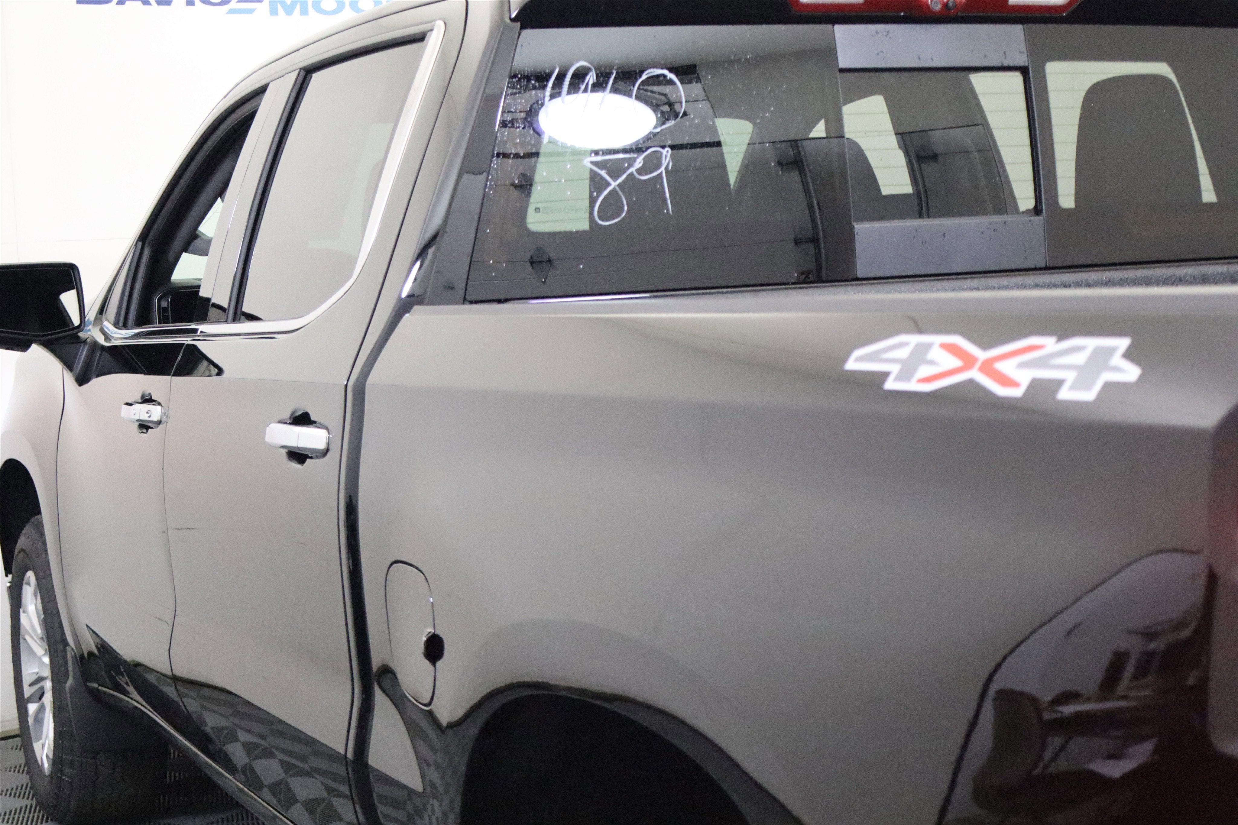 2026 Chevrolet Silverado 1500 LTZ Crew Cab 4WD