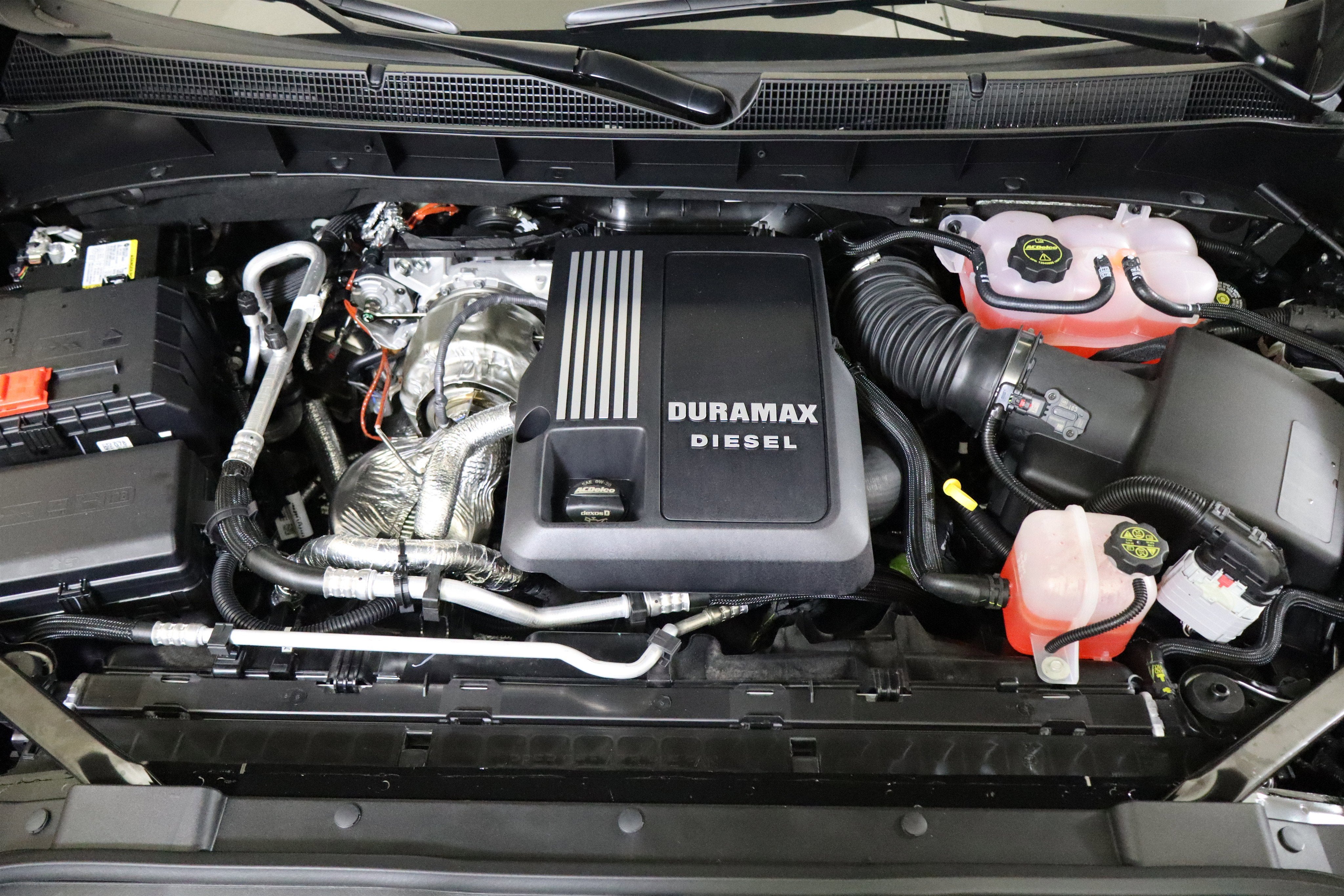 2026 Chevrolet Silverado 1500 LTZ Crew Cab 4WD