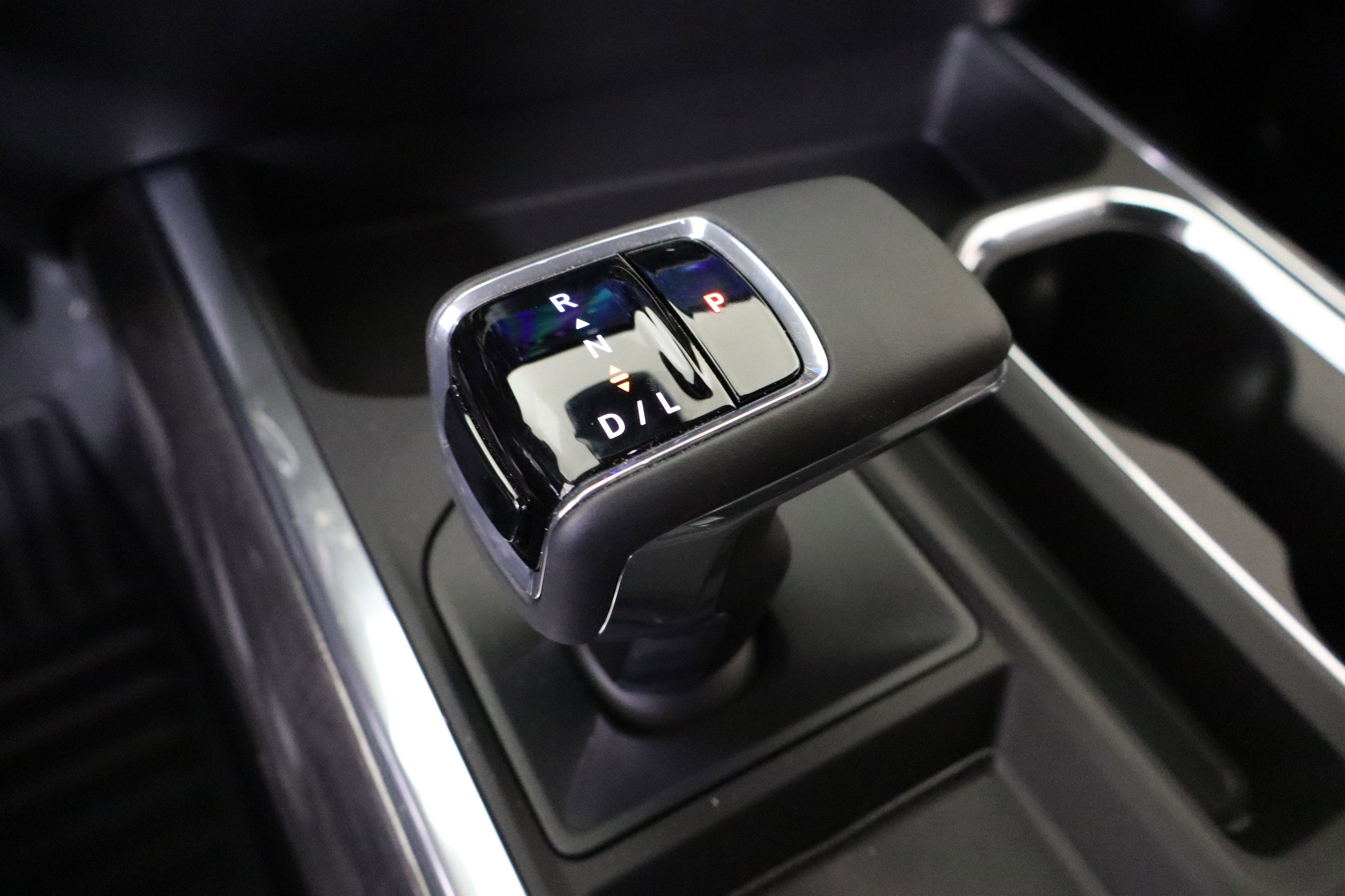 2026 Chevrolet Silverado 1500 LTZ Crew Cab 4WD