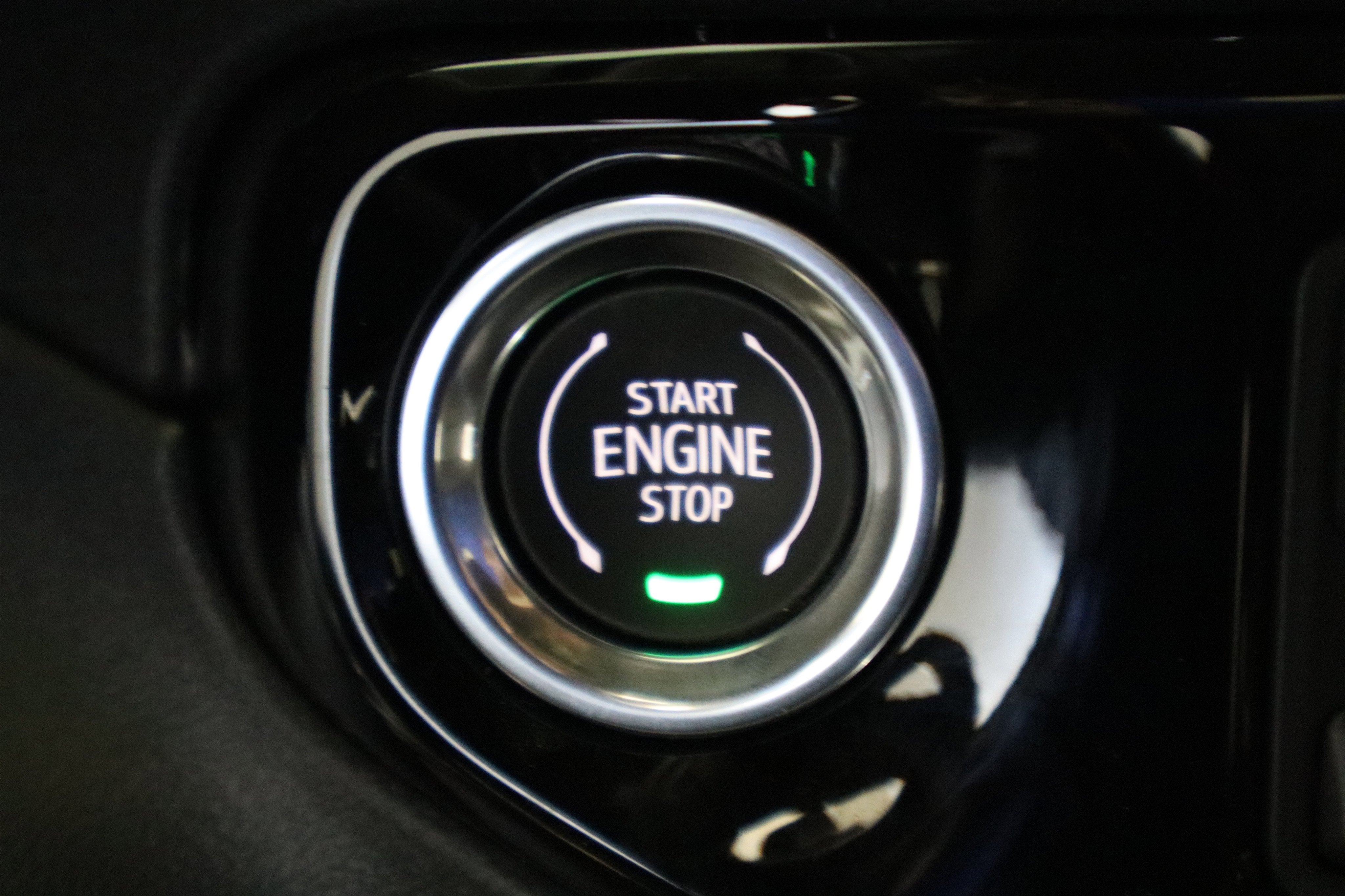 2026 Chevrolet Silverado 1500 LTZ Crew Cab 4WD