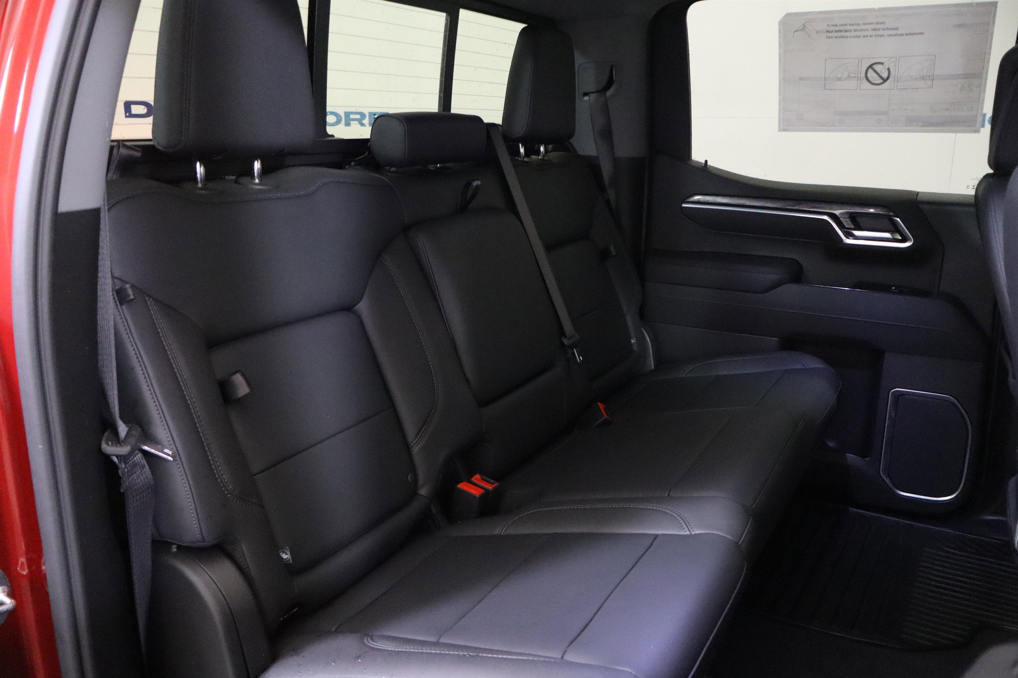 2026 Chevrolet Silverado 1500 LTZ Crew Cab 4WD