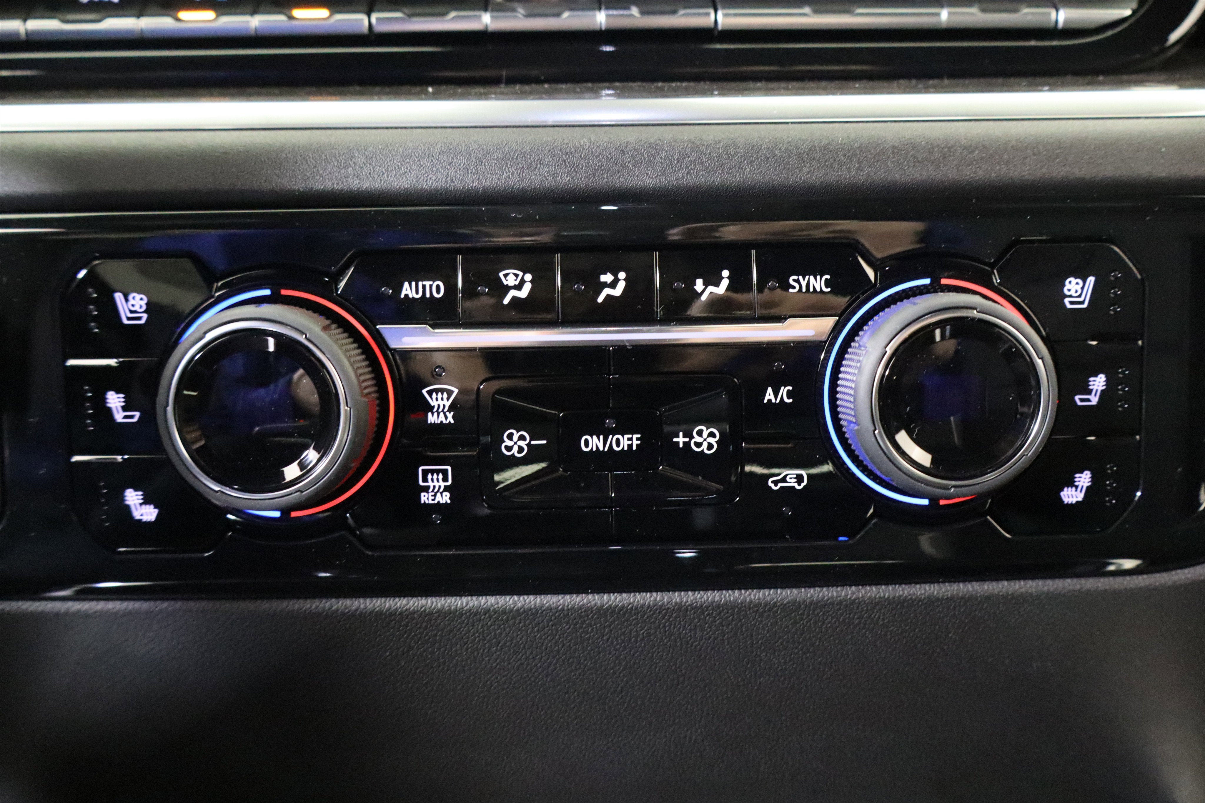 2026 Chevrolet Silverado 1500 LTZ Crew Cab 4WD