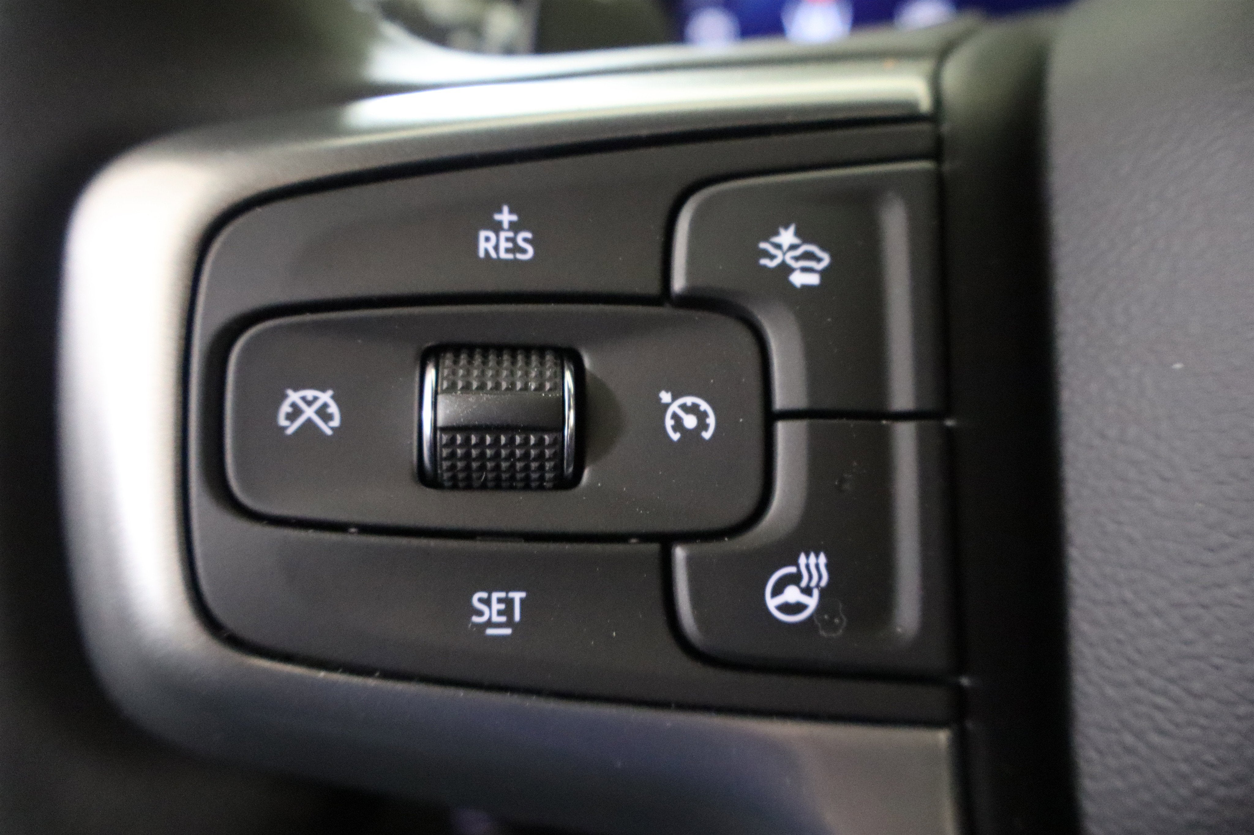 2026 Chevrolet Silverado 1500 LTZ Crew Cab 4WD