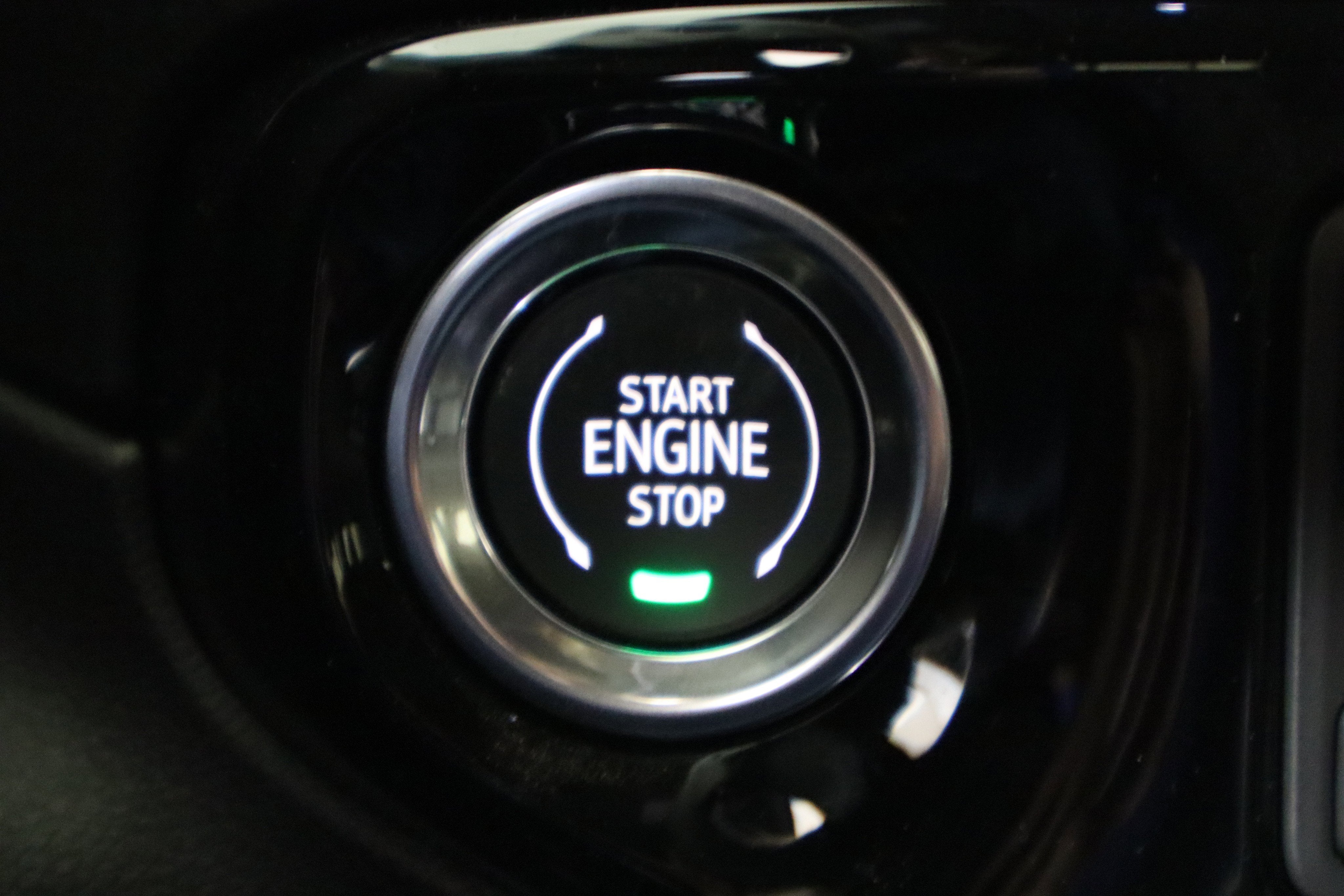 2026 Chevrolet Silverado 1500 LTZ Crew Cab 4WD