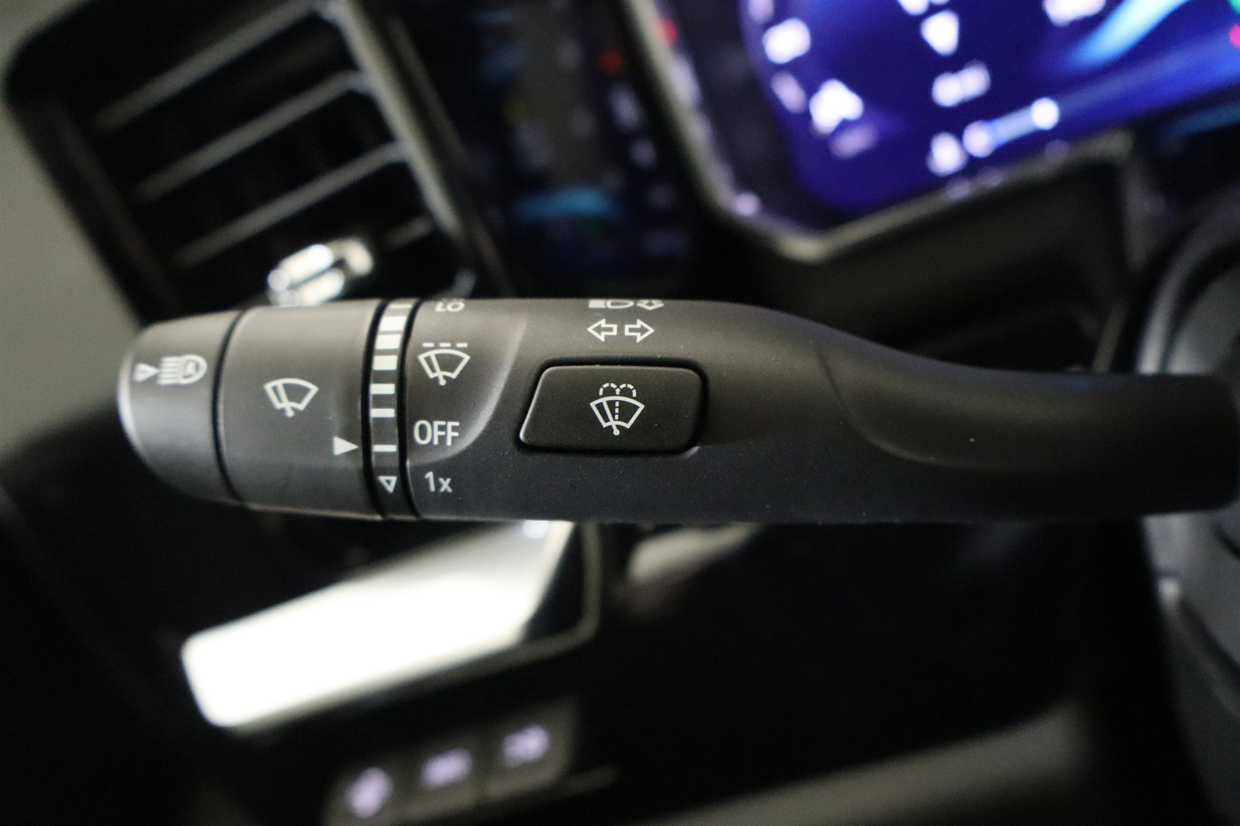 2026 Chevrolet Silverado 1500 LTZ Crew Cab 4WD