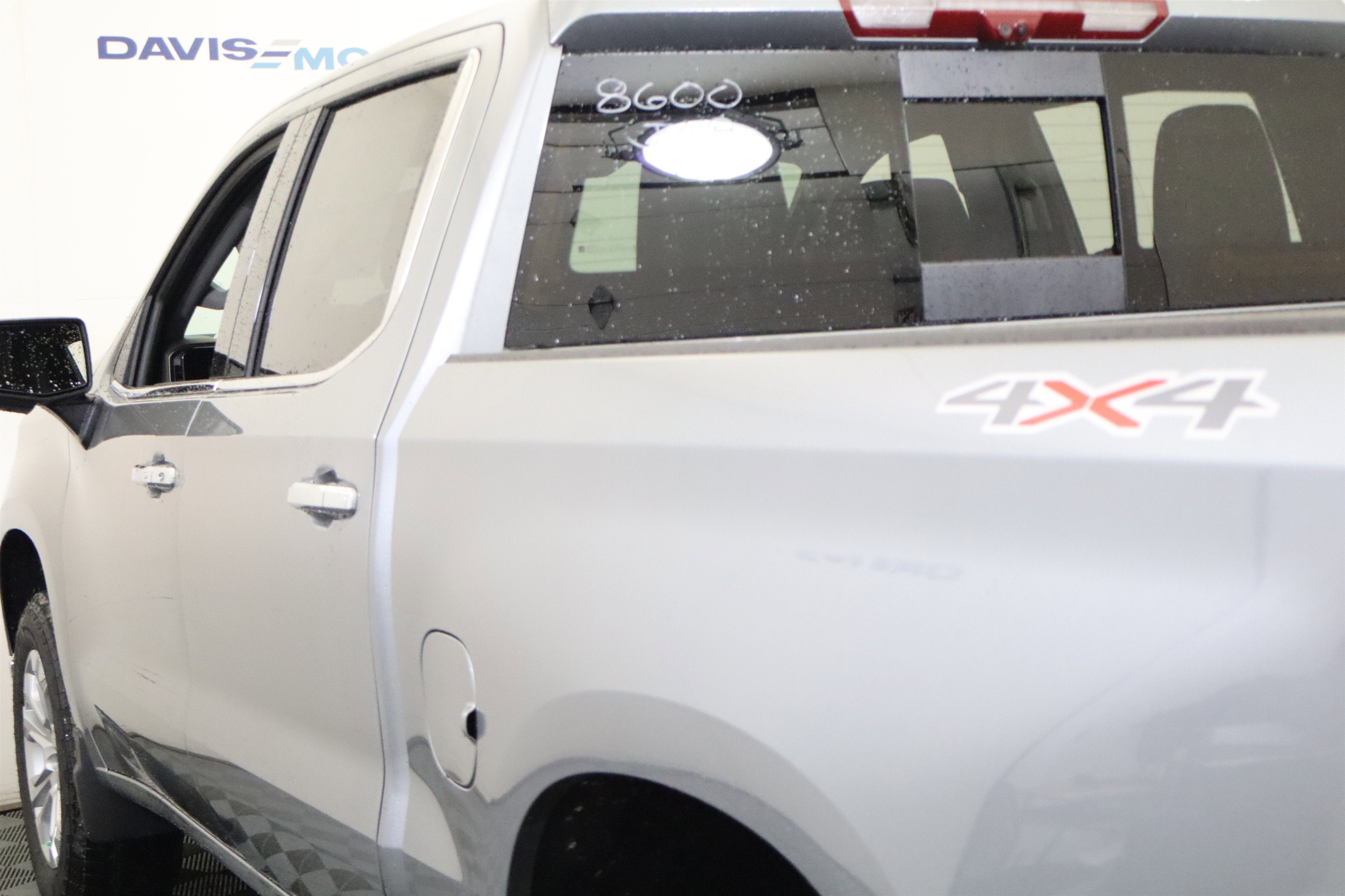 2026 Chevrolet Silverado 1500 LTZ Crew Cab 4WD