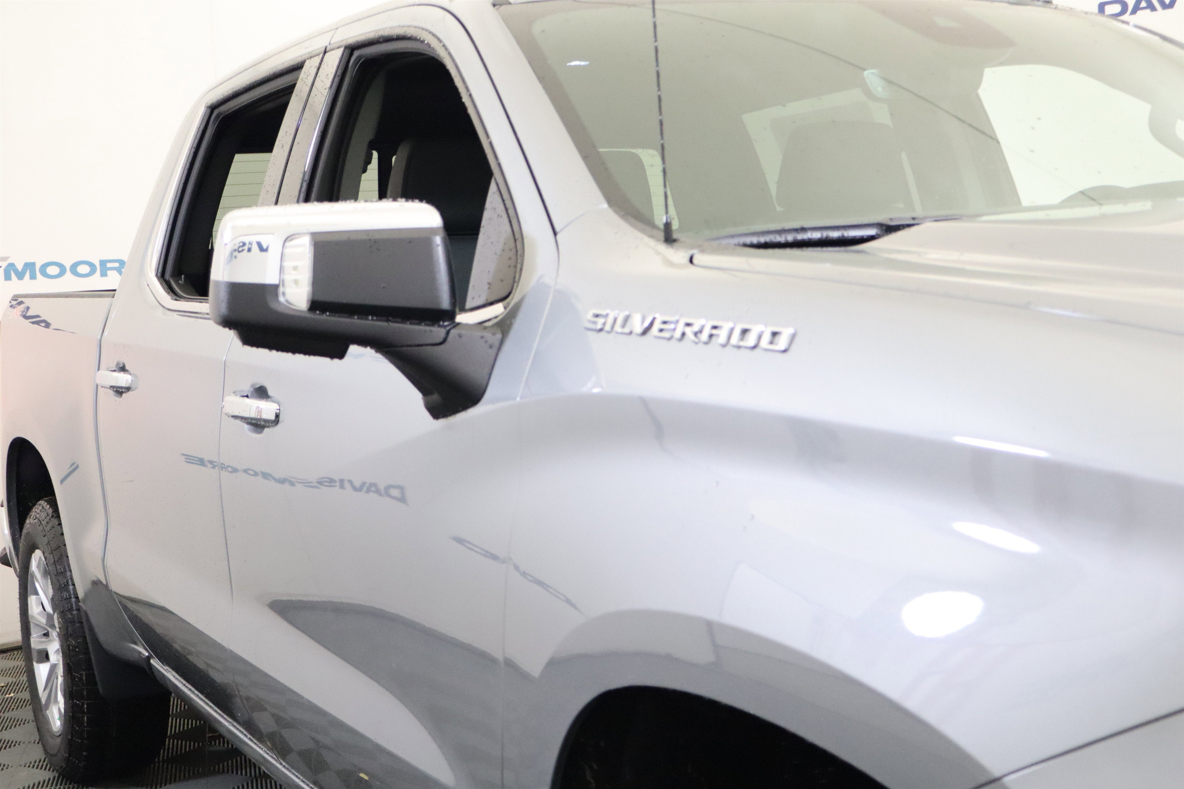 2026 Chevrolet Silverado 1500 LTZ Crew Cab 4WD