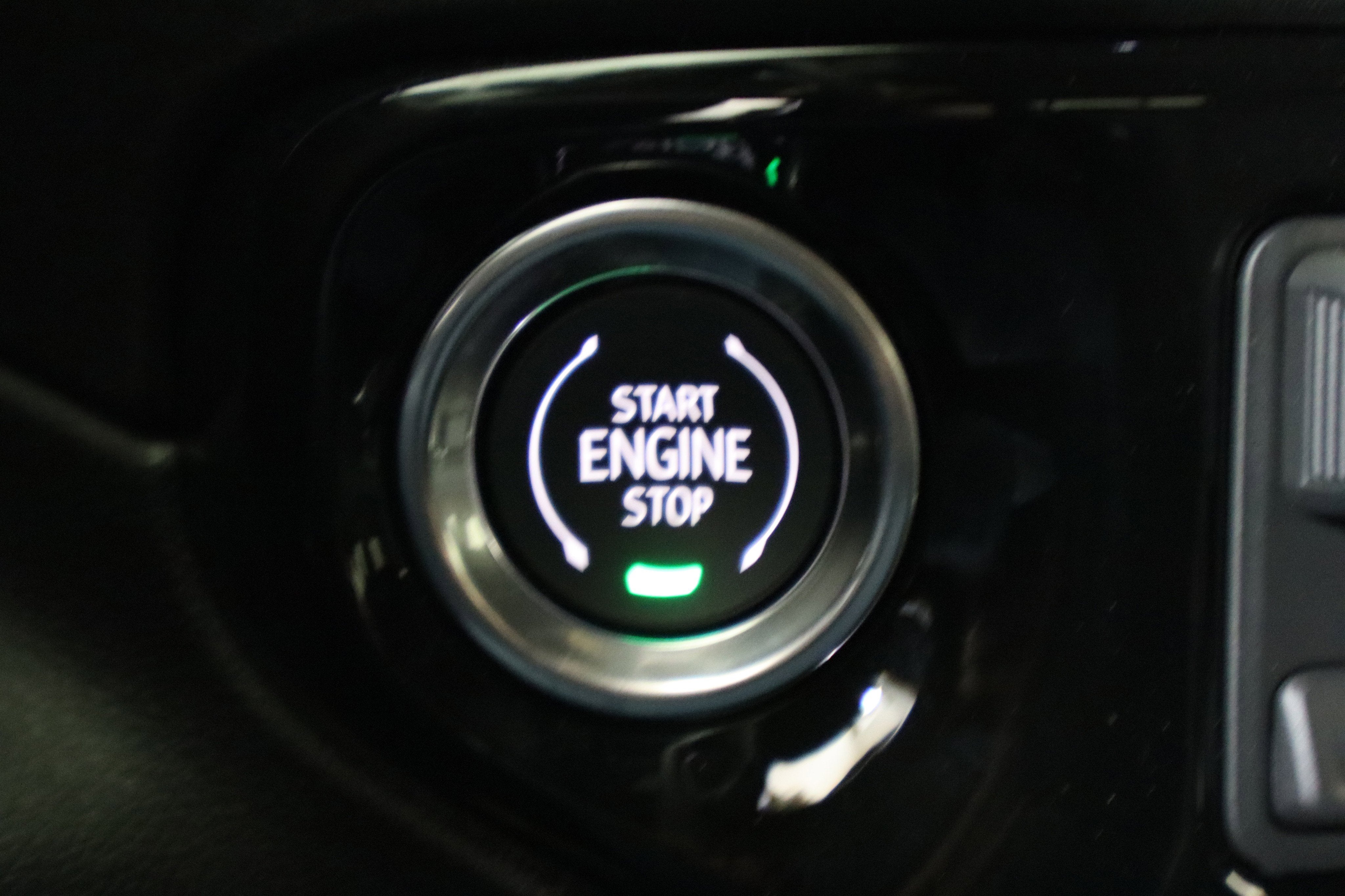 2026 Chevrolet Silverado 1500 LTZ Crew Cab 4WD