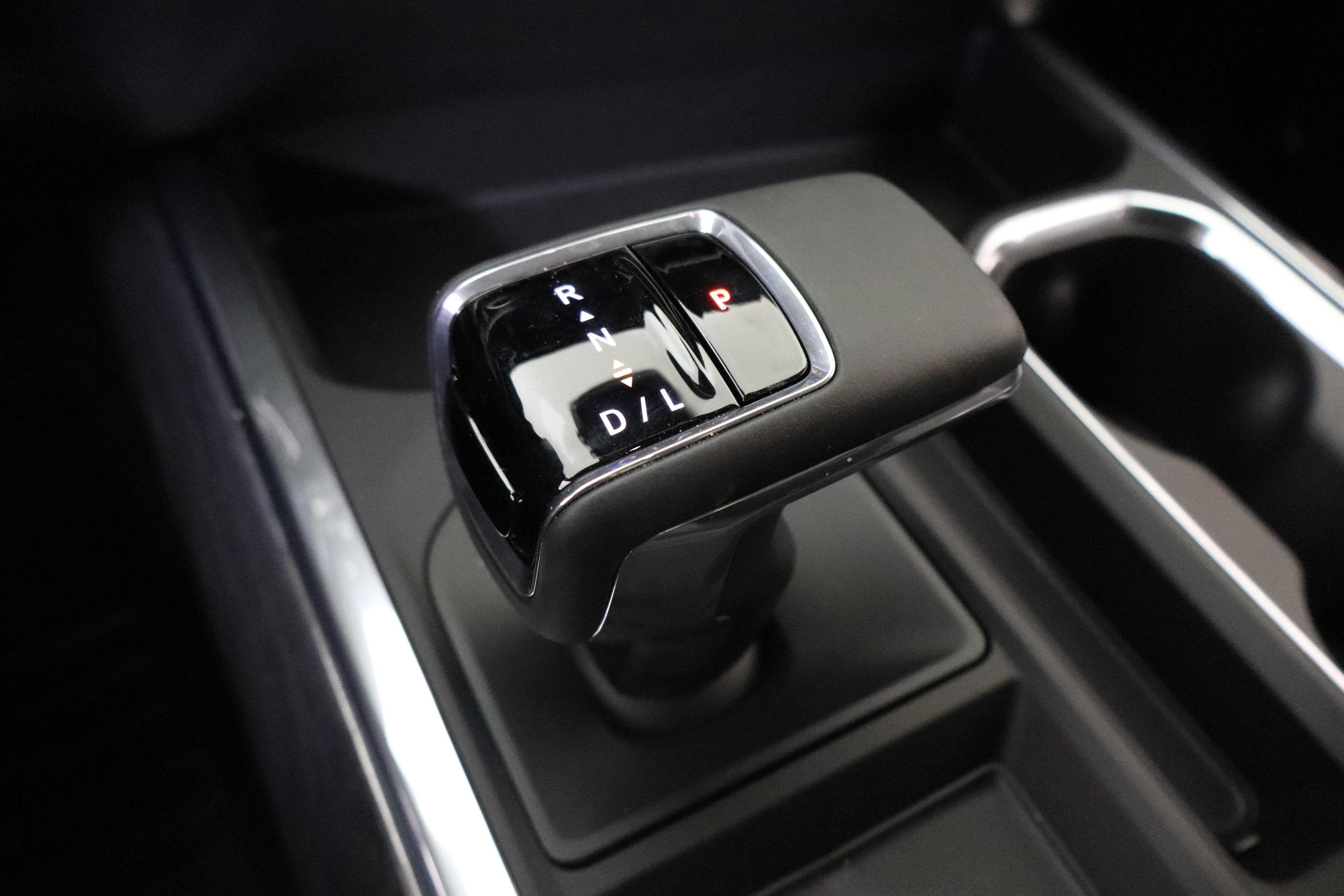 2026 Chevrolet Silverado 1500 LTZ Crew Cab 4WD