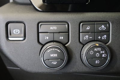 2026 Chevrolet Silverado 1500 LTZ Crew Cab 4WD