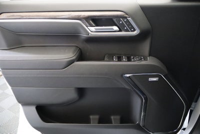 2026 Chevrolet Silverado 1500 LTZ Crew Cab 4WD