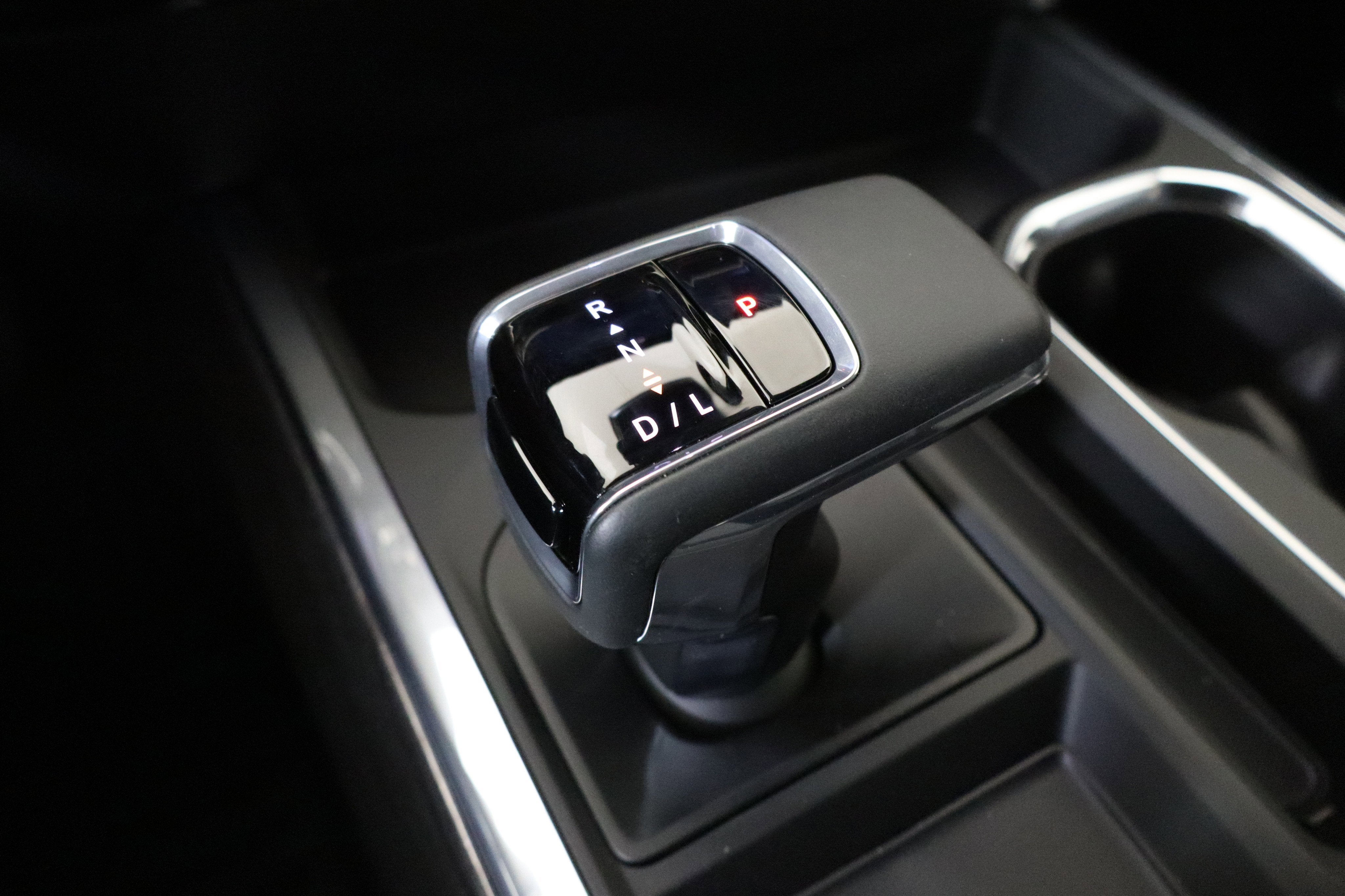 2026 Chevrolet Silverado 1500 LTZ Crew Cab 4WD