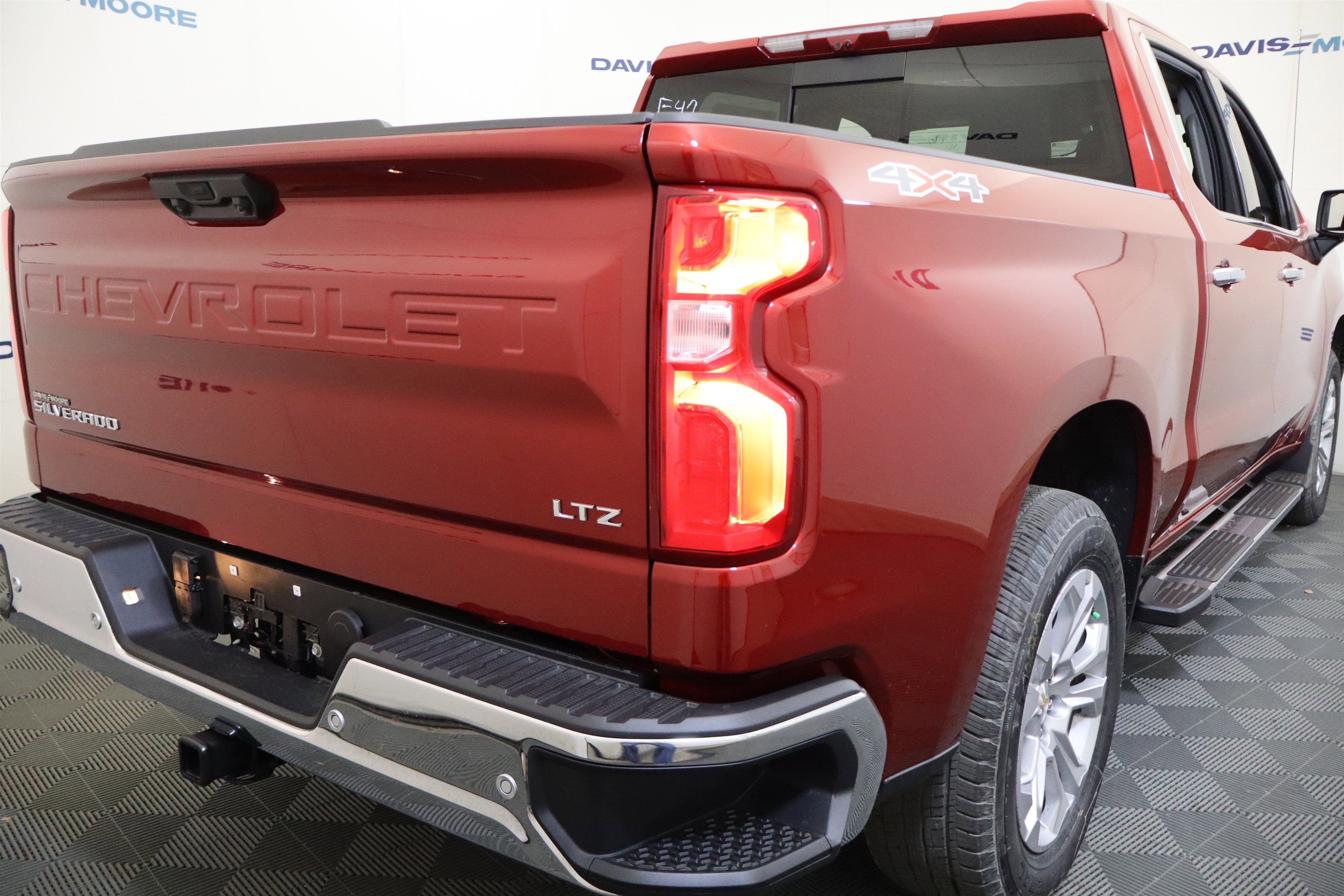 2026 Chevrolet Silverado 1500 LTZ Crew Cab 4WD