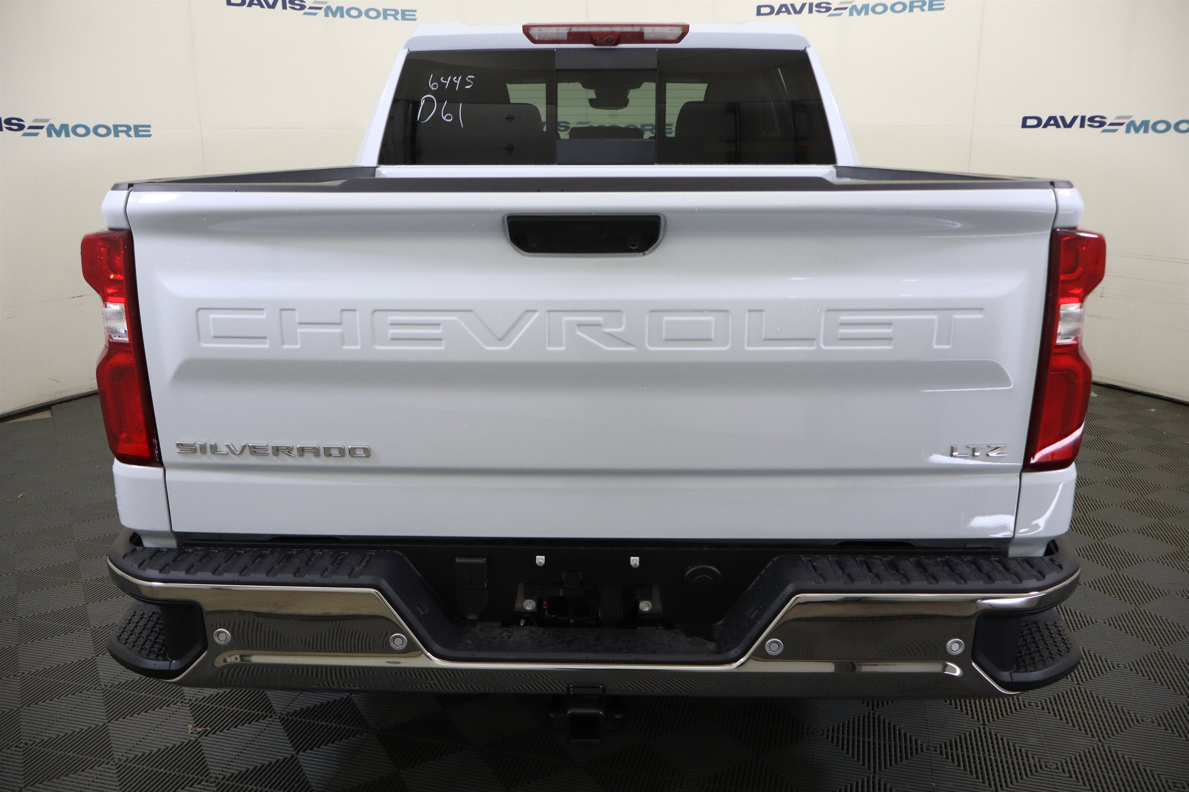 2026 Chevrolet Silverado 1500 LTZ Crew Cab 4WD