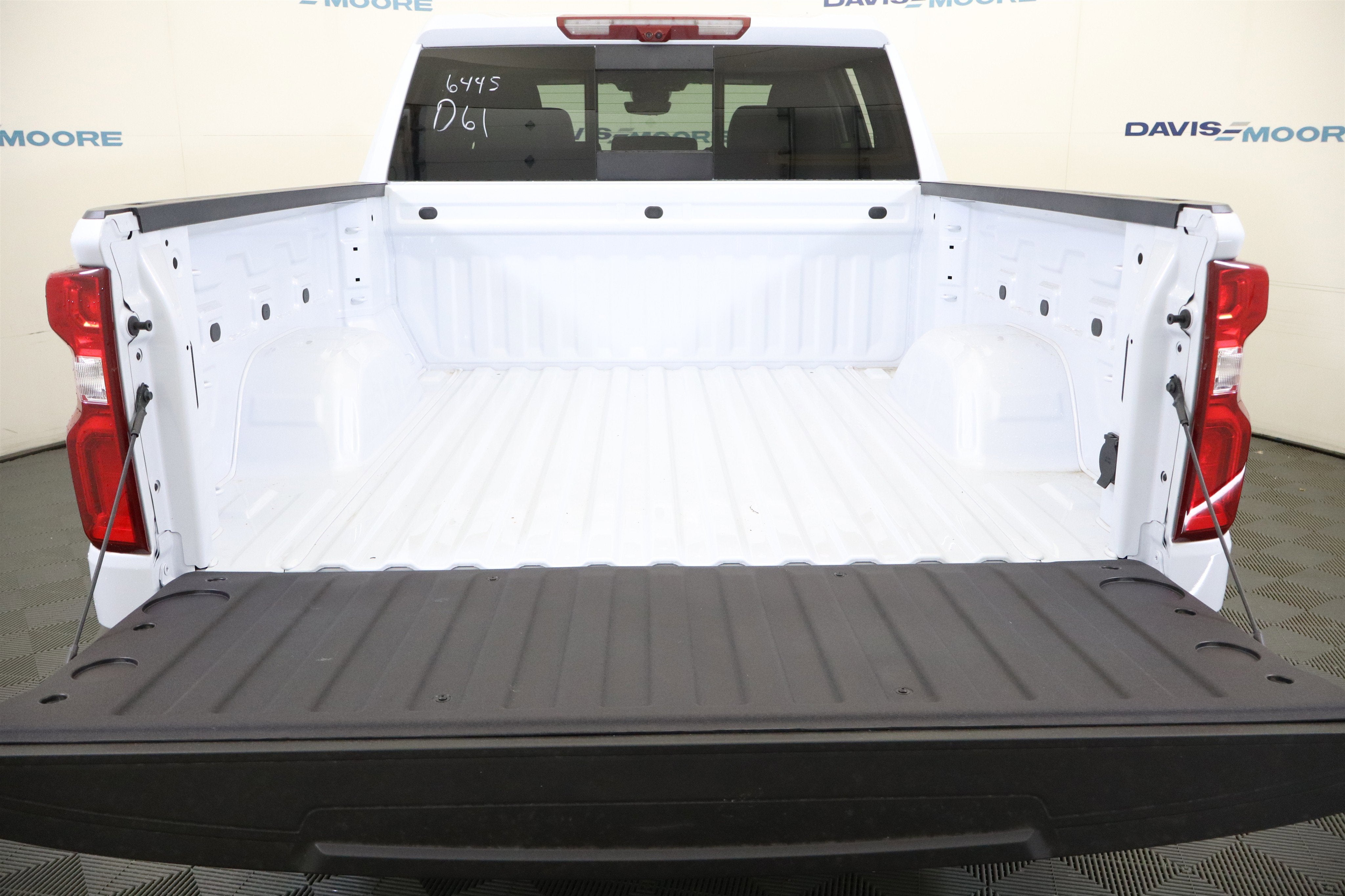 2026 Chevrolet Silverado 1500 LTZ Crew Cab 4WD
