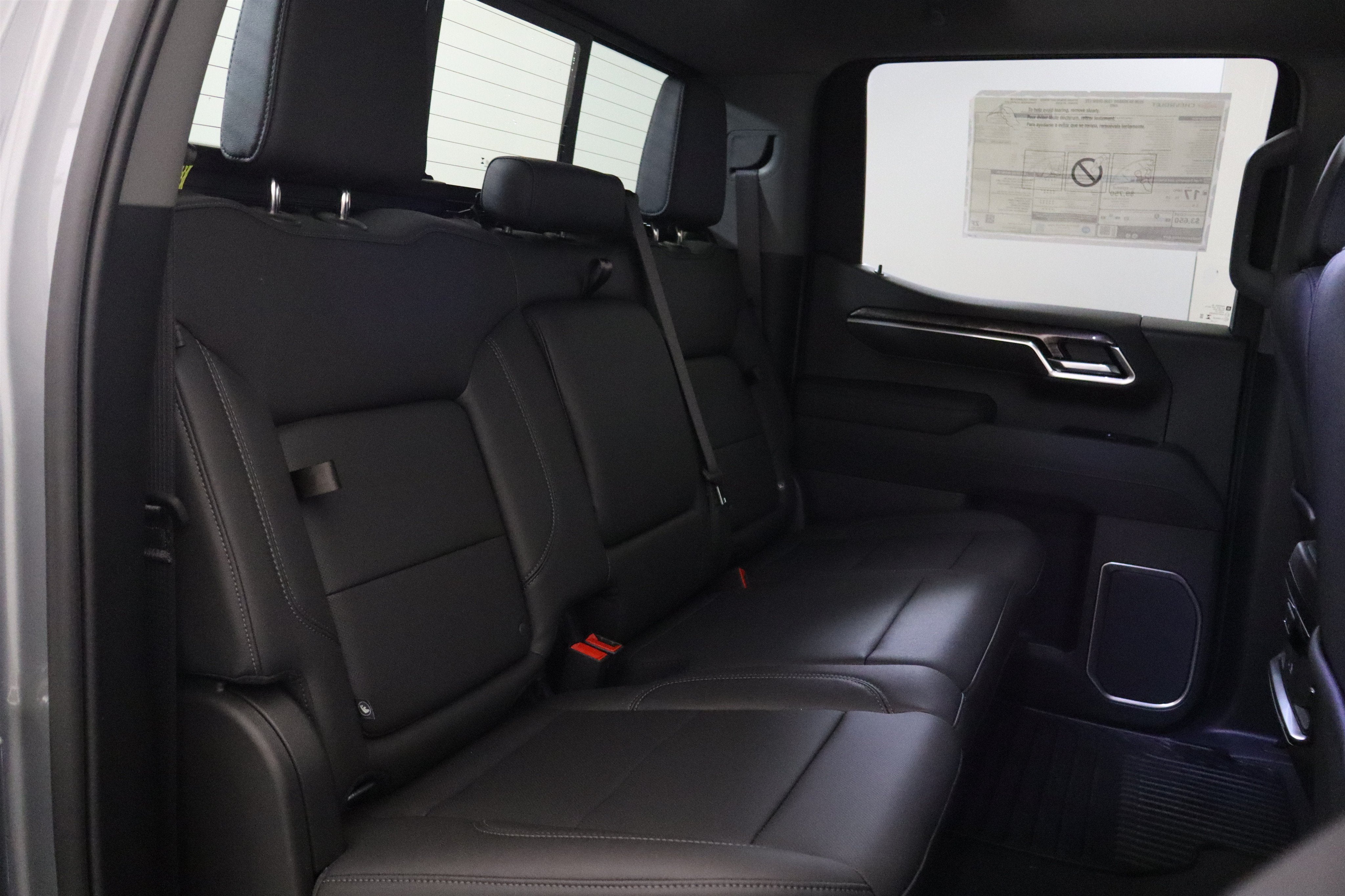 2026 Chevrolet Silverado 1500 LTZ Crew Cab 4WD