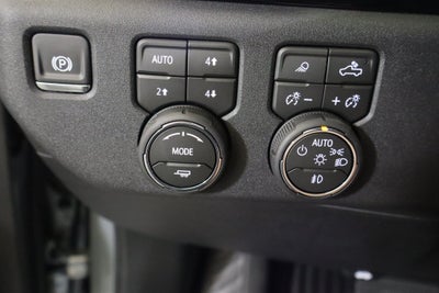 2026 Chevrolet Silverado 1500 LTZ Crew Cab 4WD