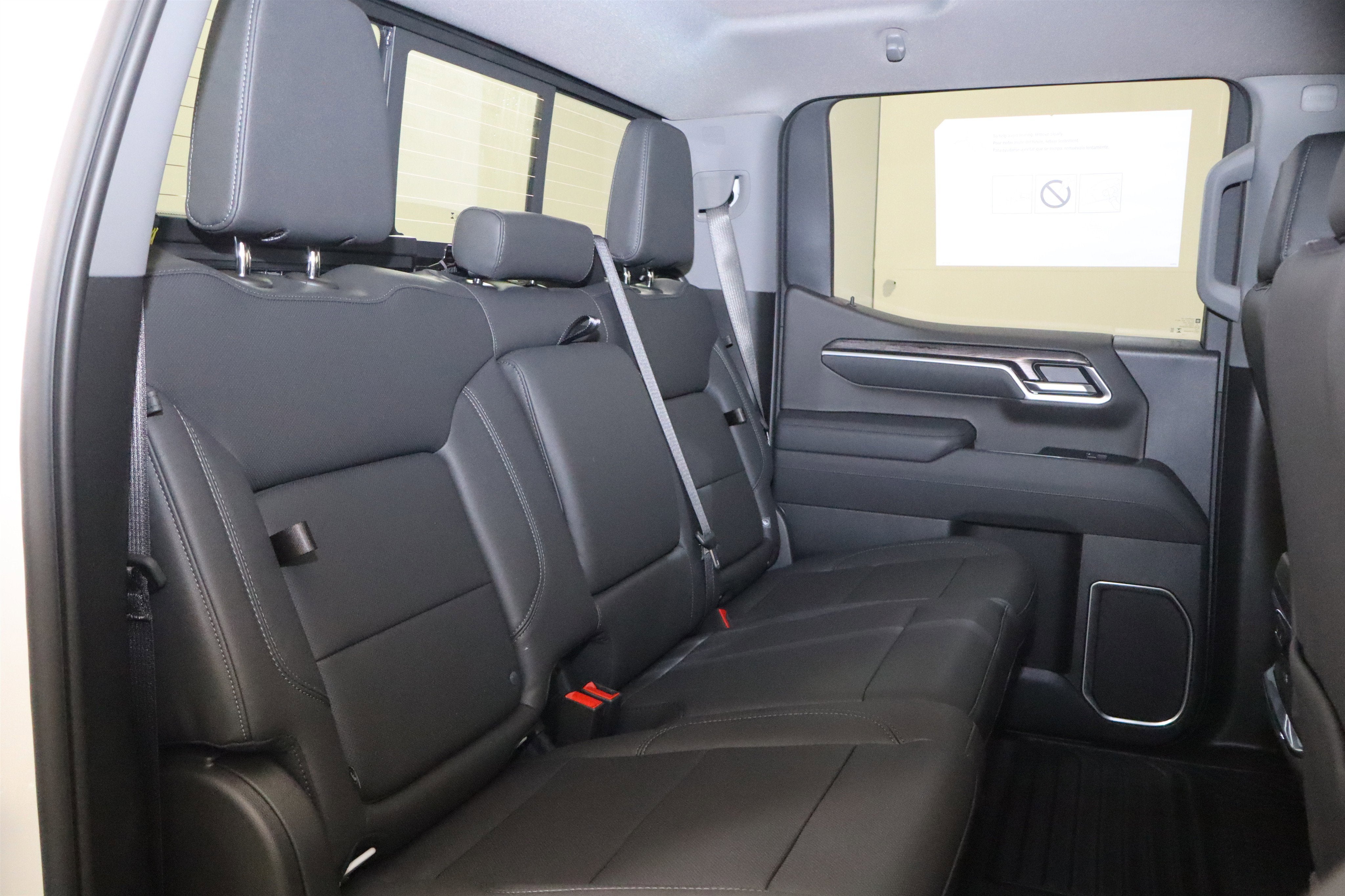 2026 Chevrolet Silverado 1500 LTZ Crew Cab 4WD