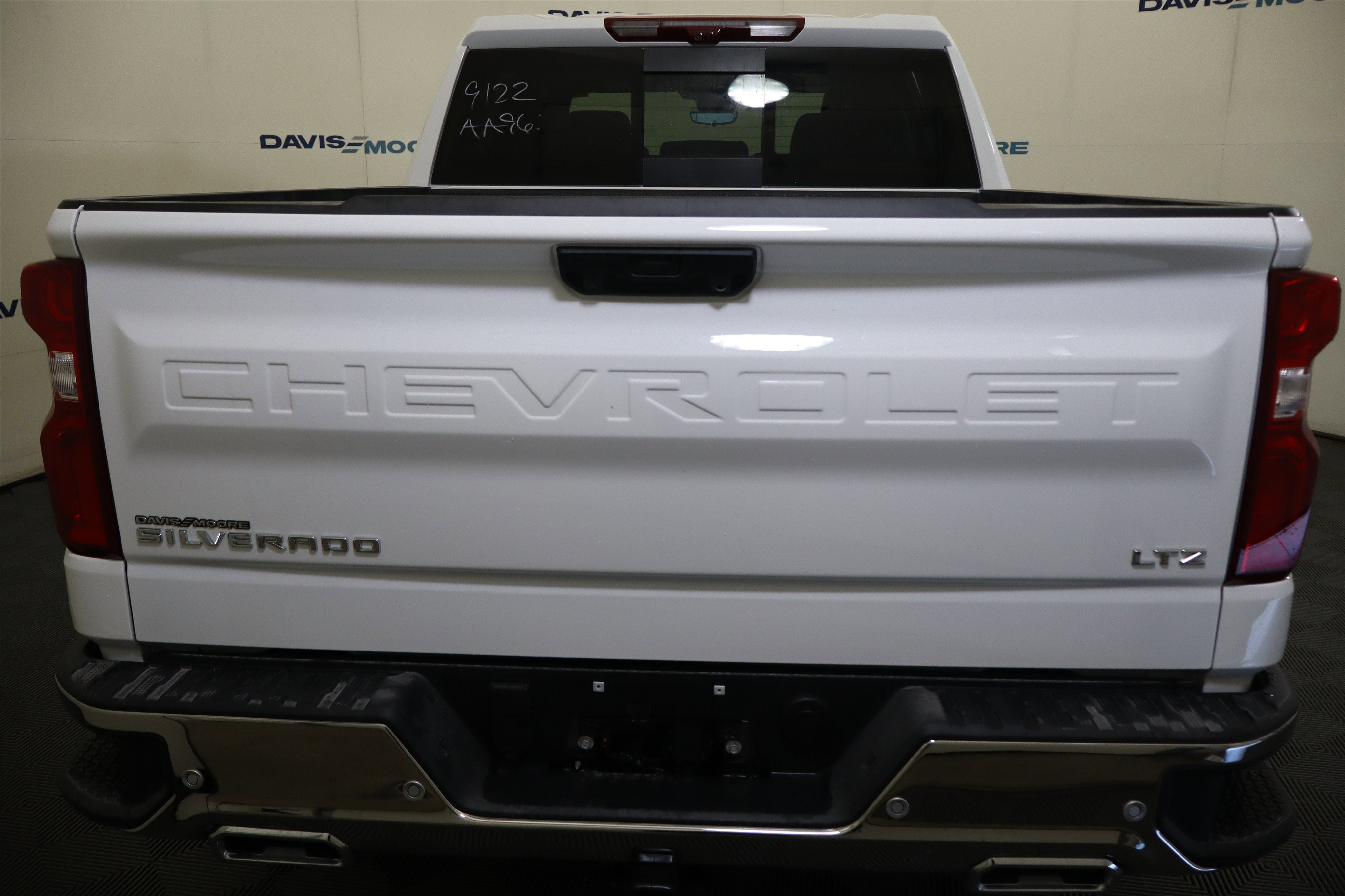 2026 Chevrolet Silverado 1500 LTZ Crew Cab 4WD