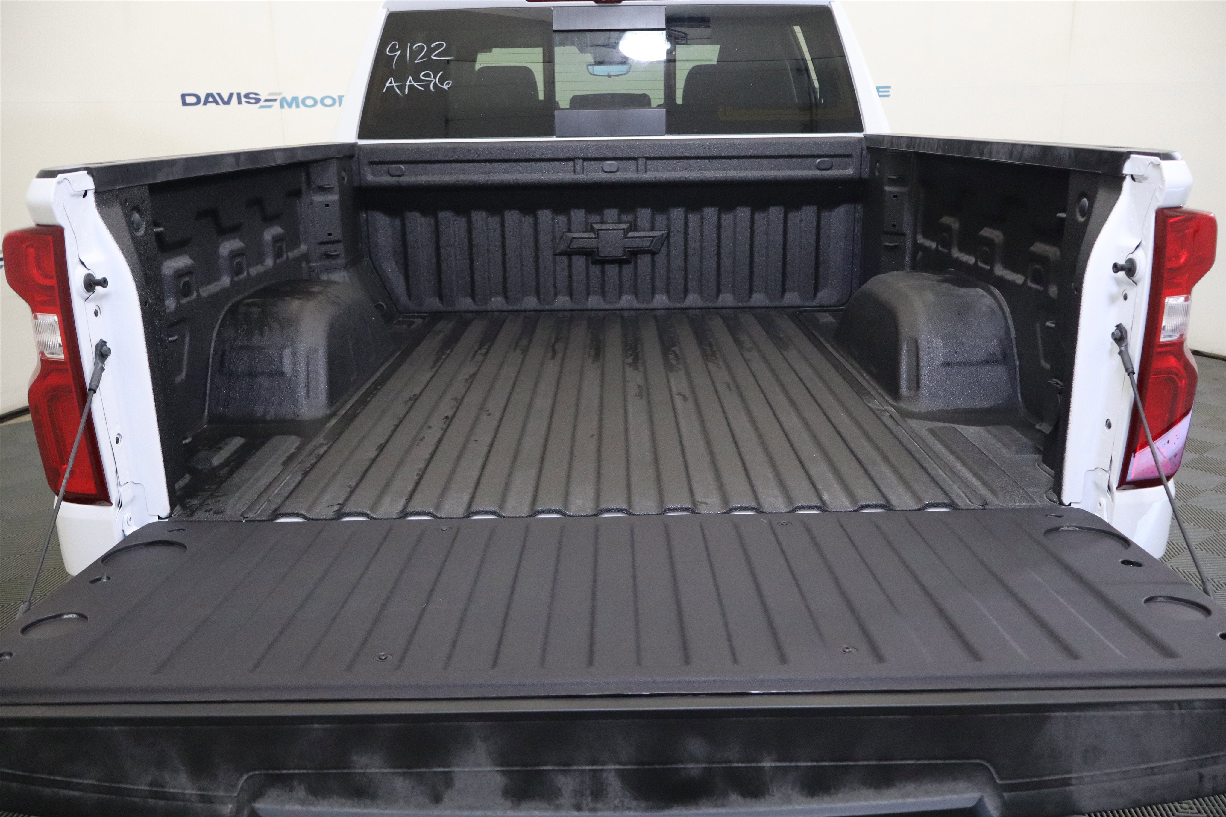2026 Chevrolet Silverado 1500 LTZ Crew Cab 4WD