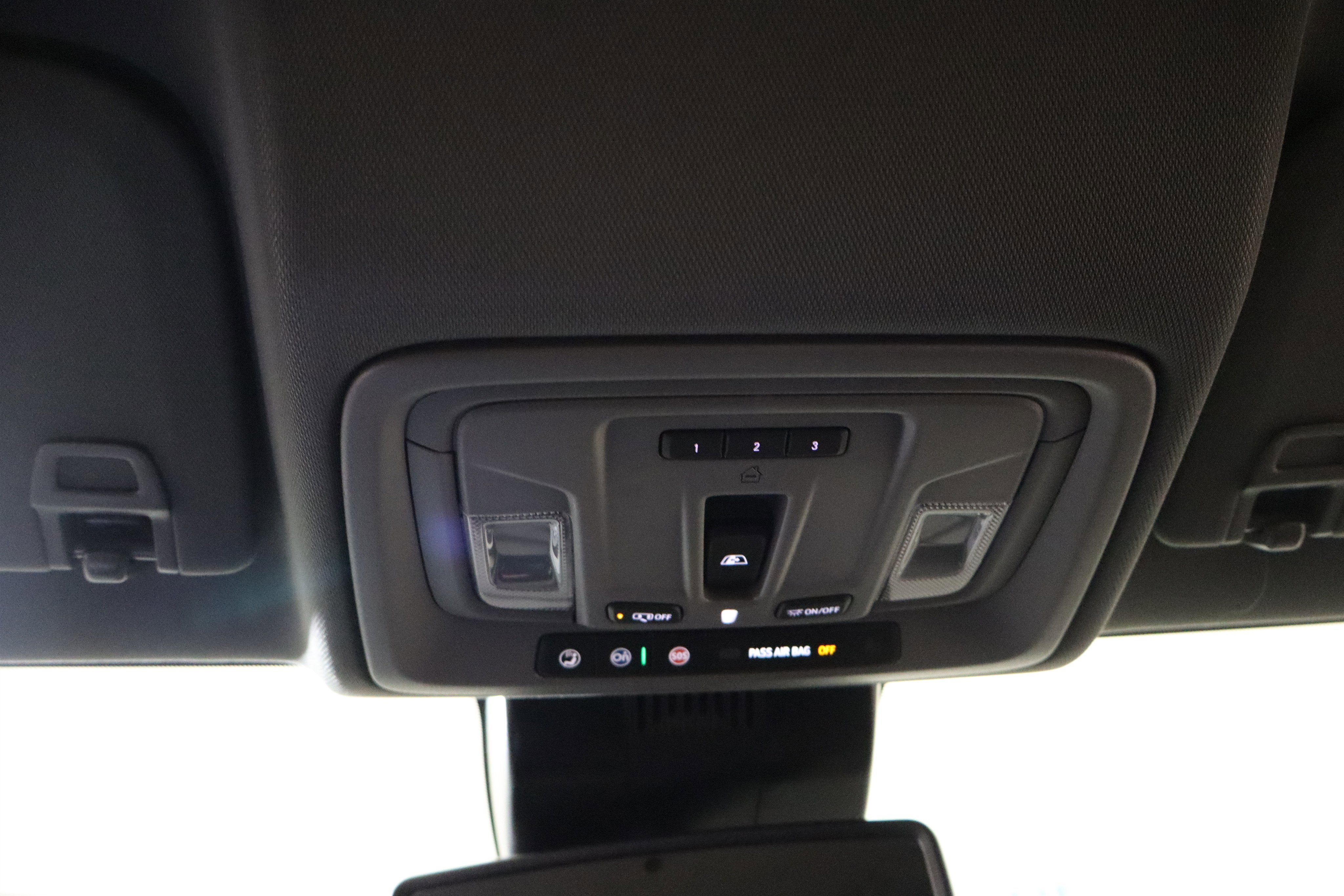 2026 Chevrolet Silverado 1500 LTZ Crew Cab 4WD