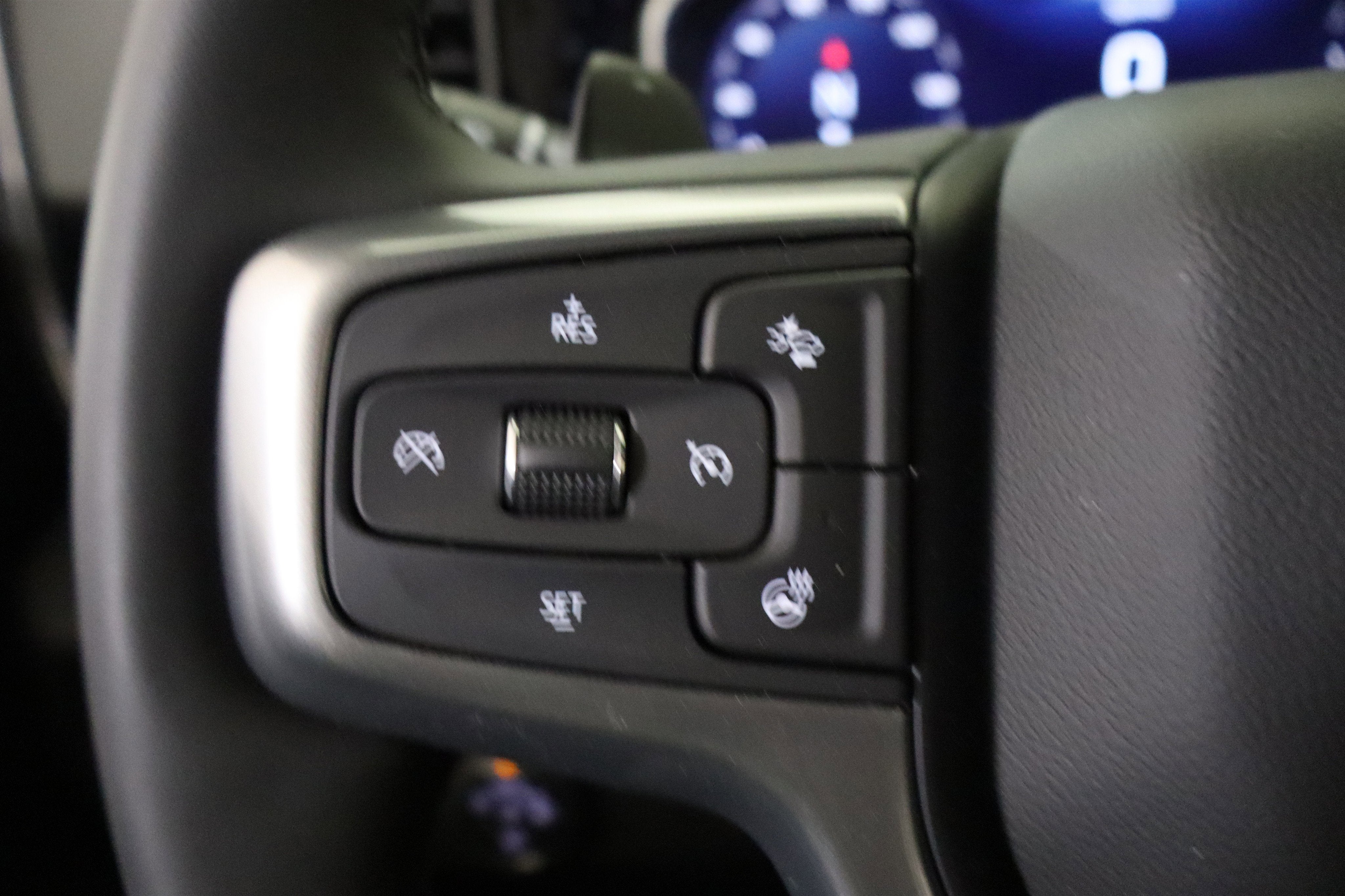 2026 Chevrolet Silverado 1500 LTZ Crew Cab 4WD