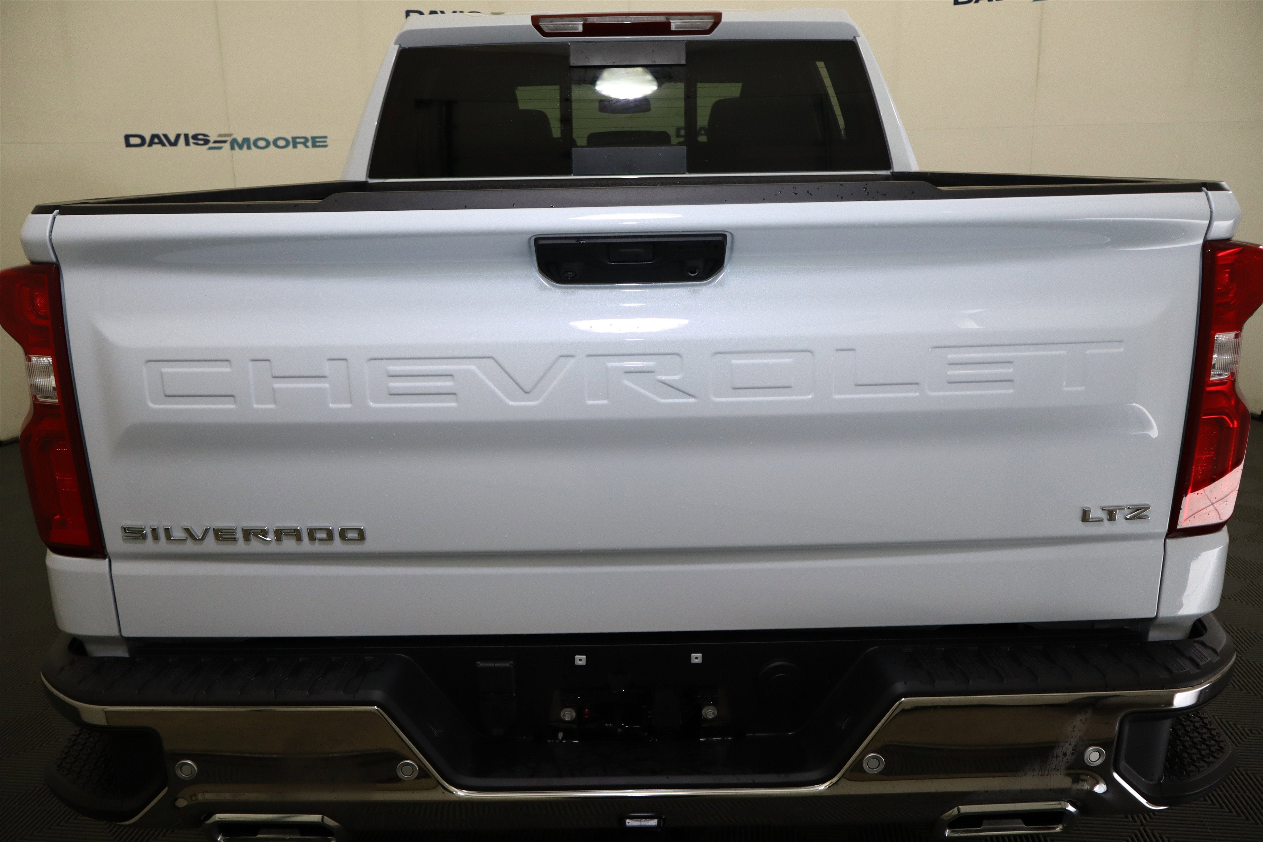 2026 Chevrolet Silverado 1500 LTZ Crew Cab 4WD