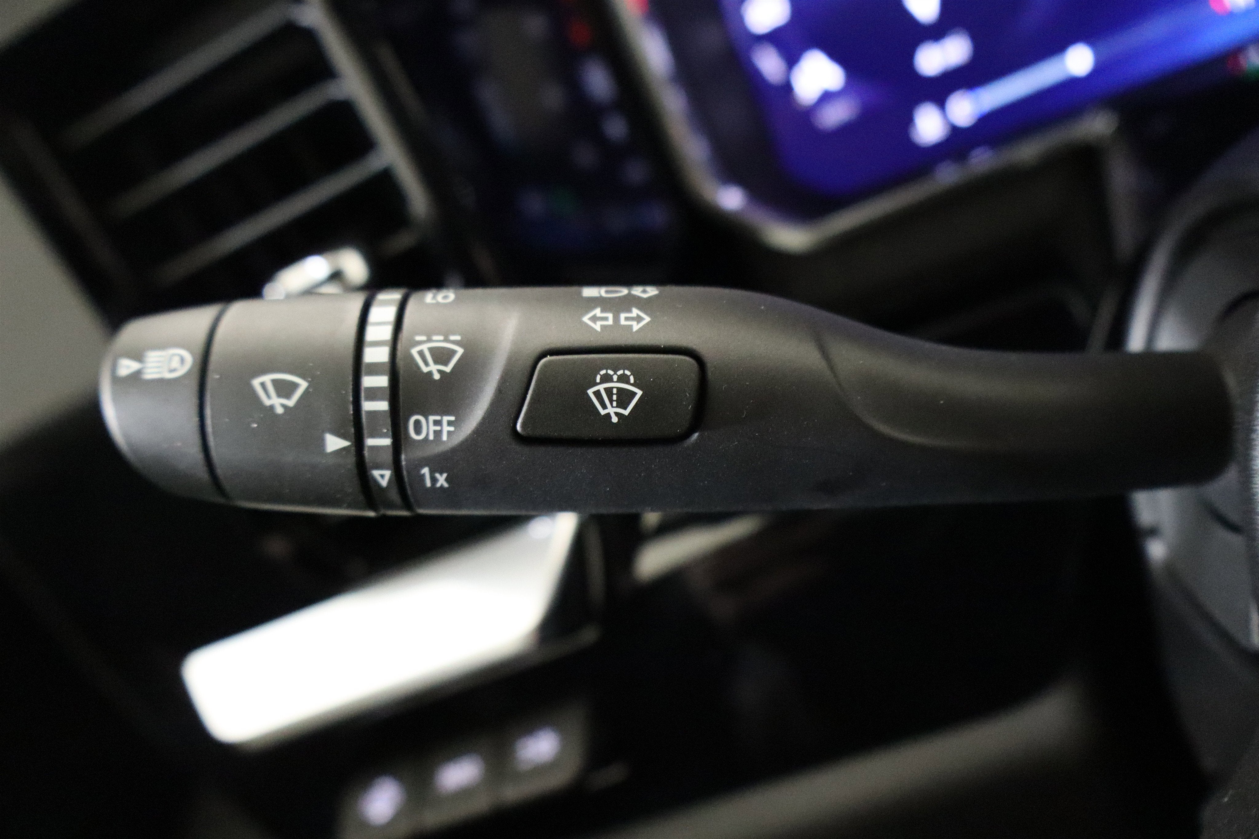 2026 Chevrolet Silverado 1500 LTZ Crew Cab 4WD