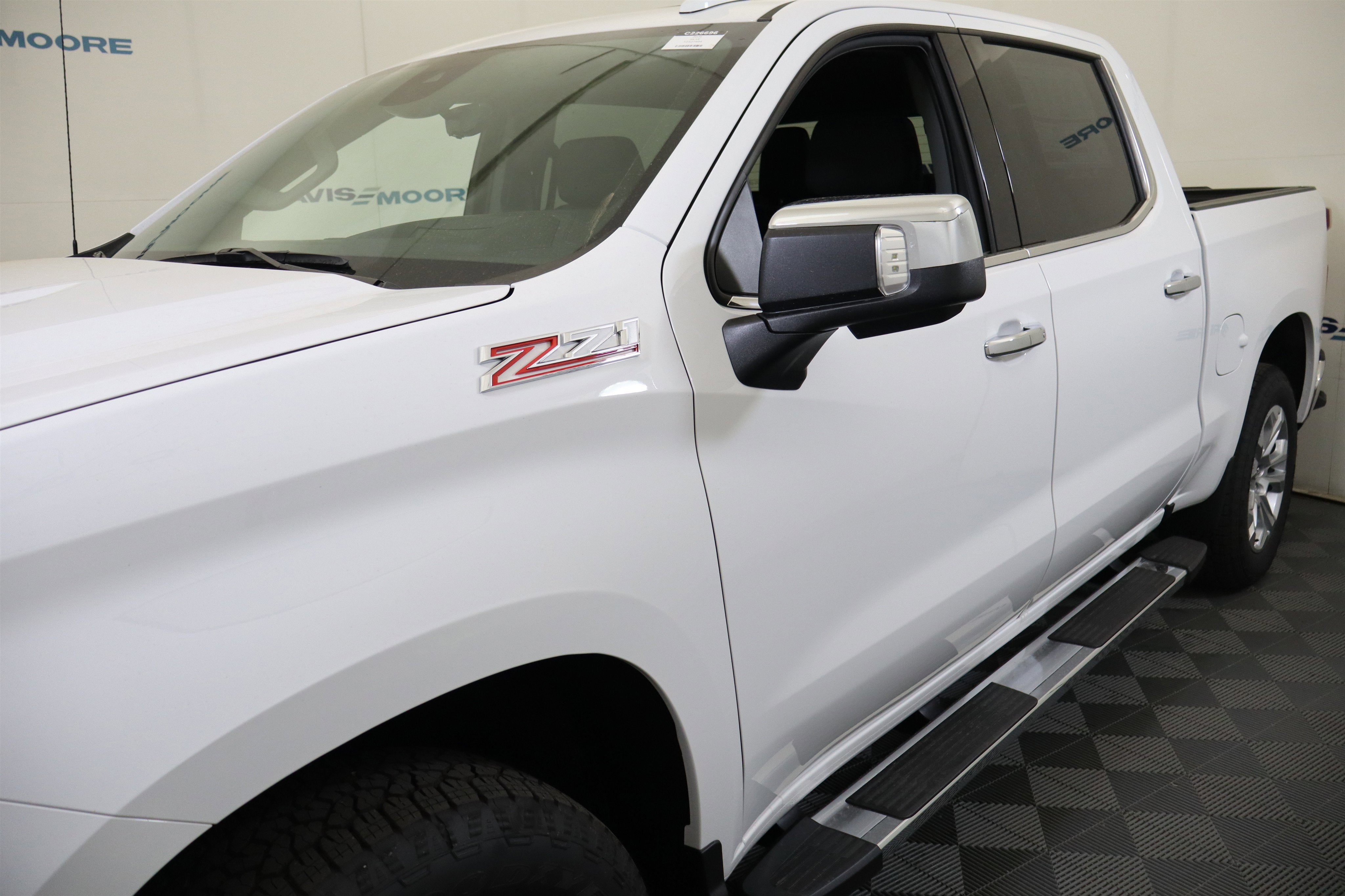 2026 Chevrolet Silverado 1500 LTZ Crew Cab 4WD