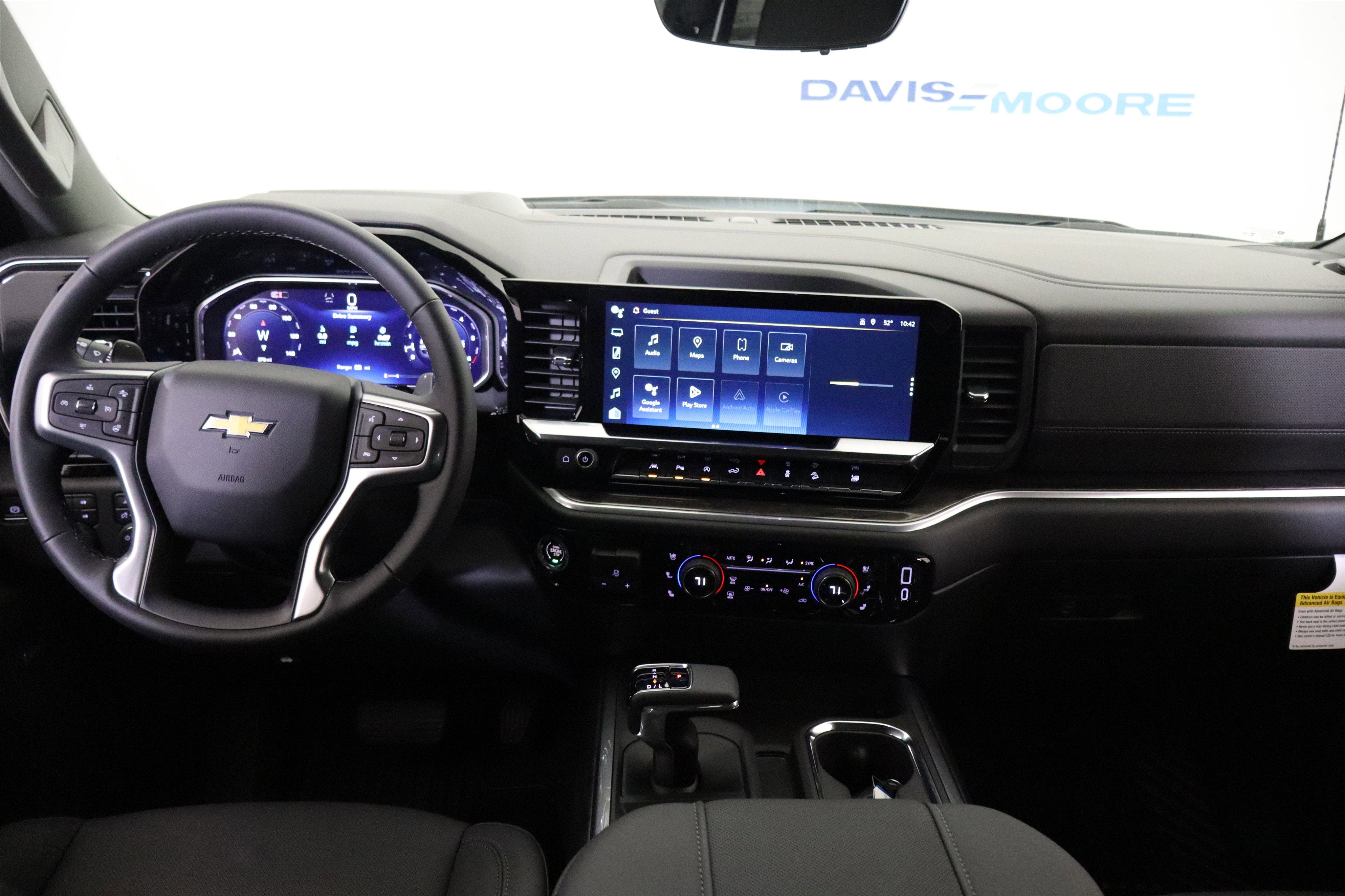 2026 Chevrolet Silverado 1500 LTZ Crew Cab 4WD