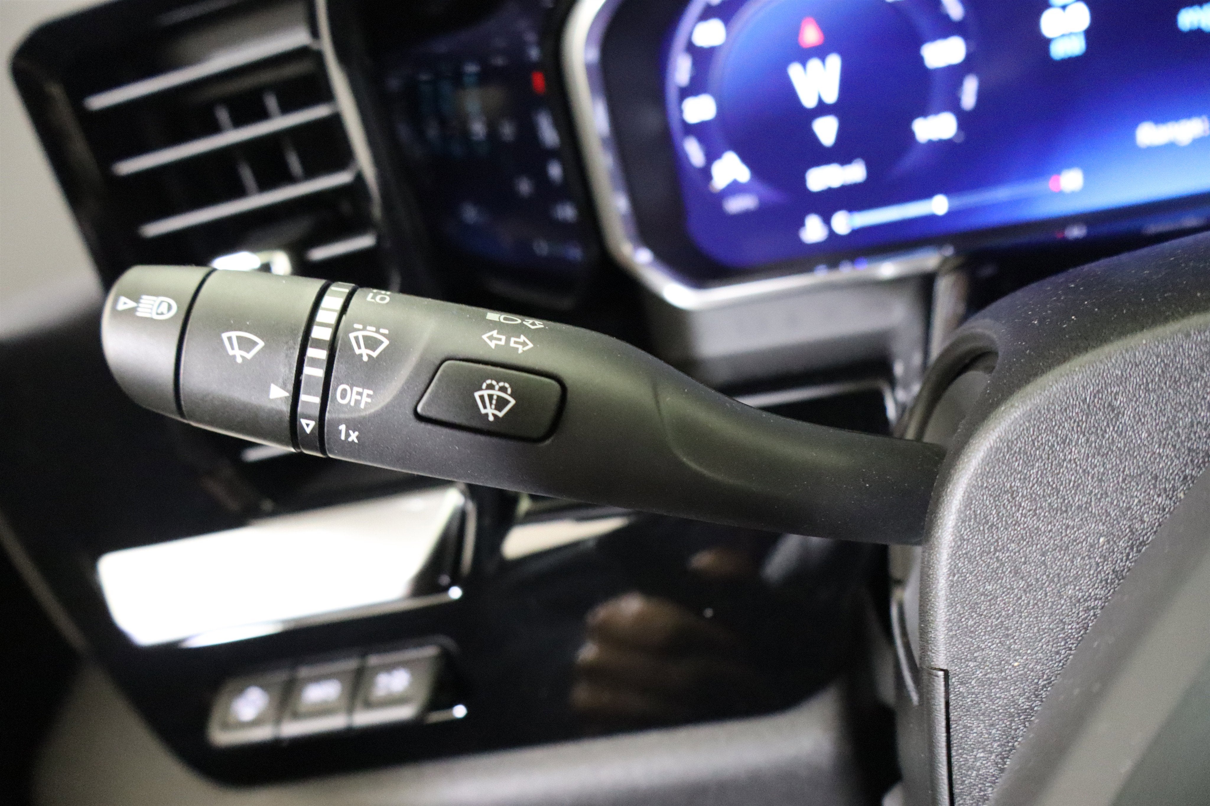 2026 Chevrolet Silverado 1500 LTZ Crew Cab 4WD