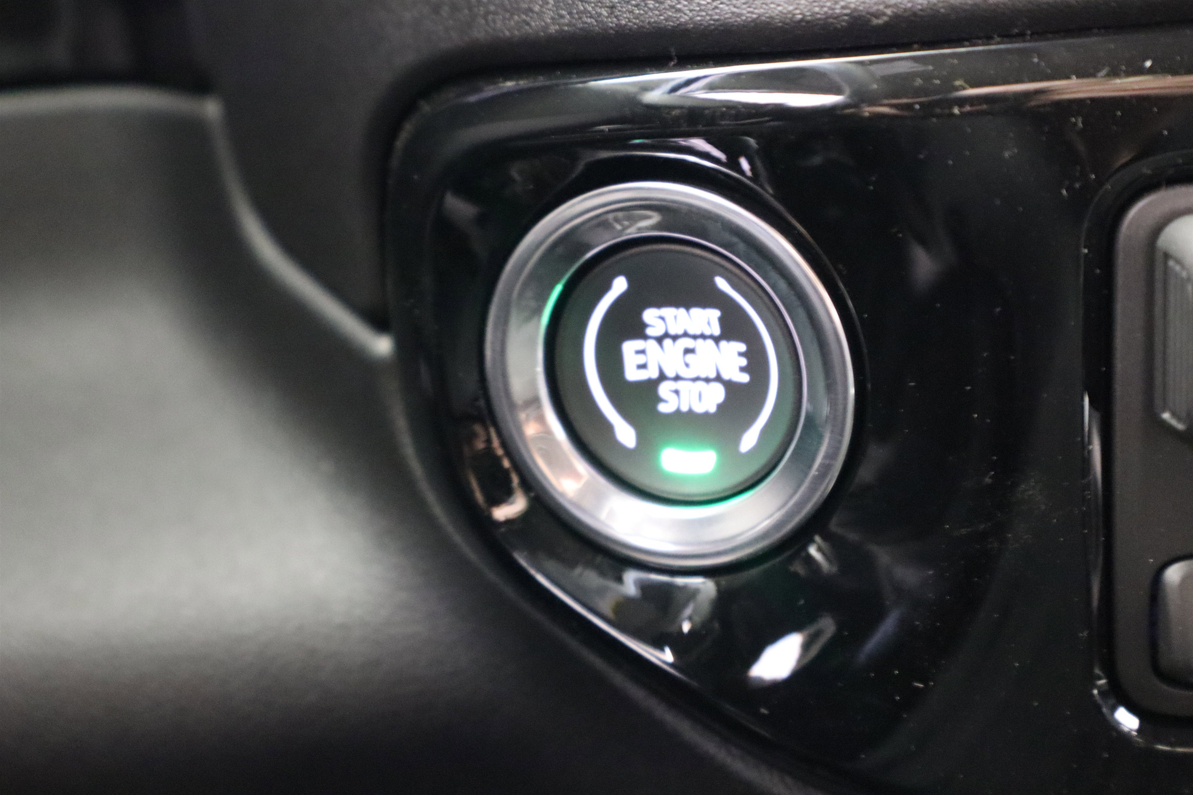 2026 Chevrolet Silverado 1500 LTZ Crew Cab 4WD