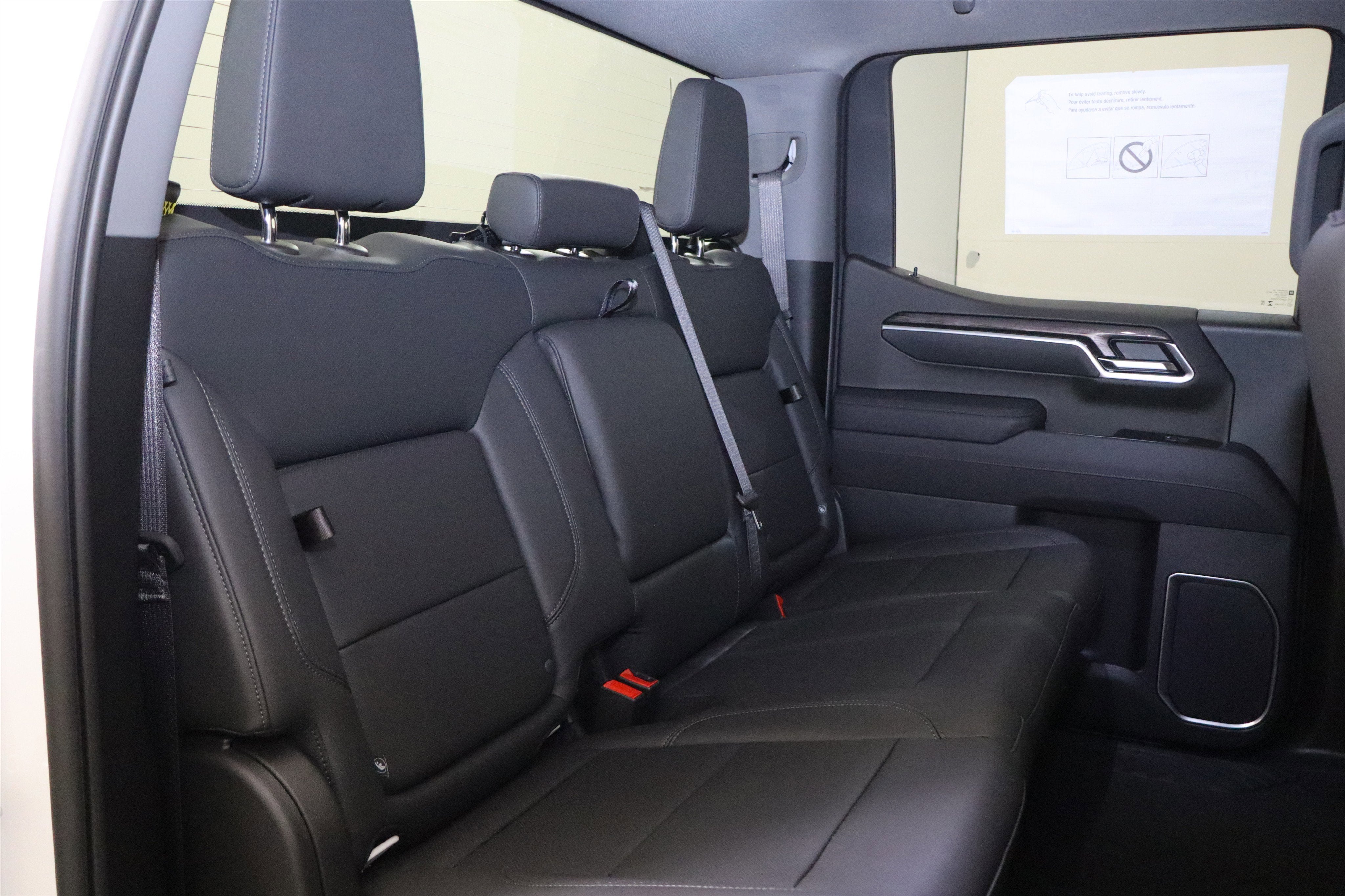 2026 Chevrolet Silverado 1500 LTZ Crew Cab 4WD