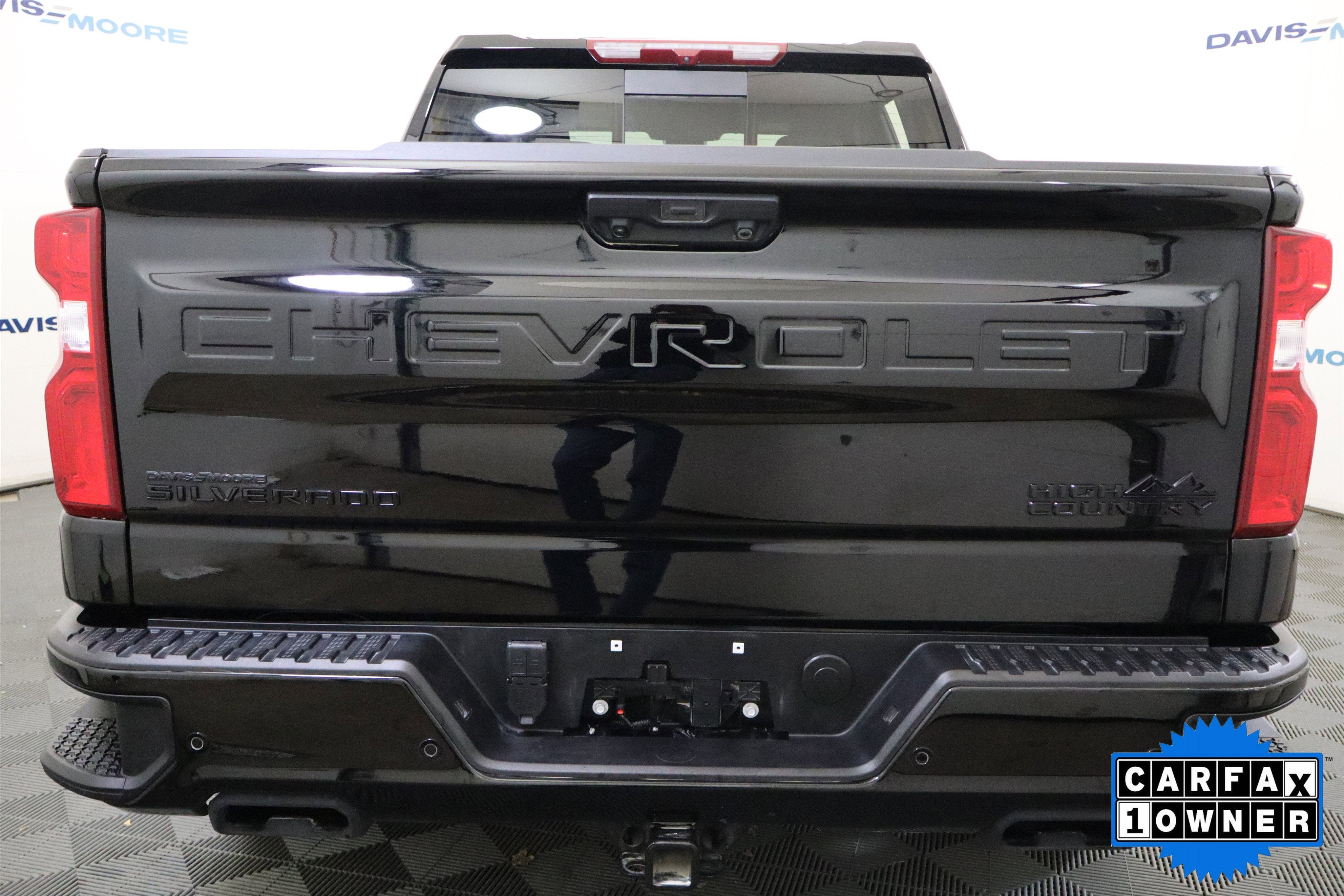 2025 Chevrolet Silverado 1500 High Country Crew Cab 4WD