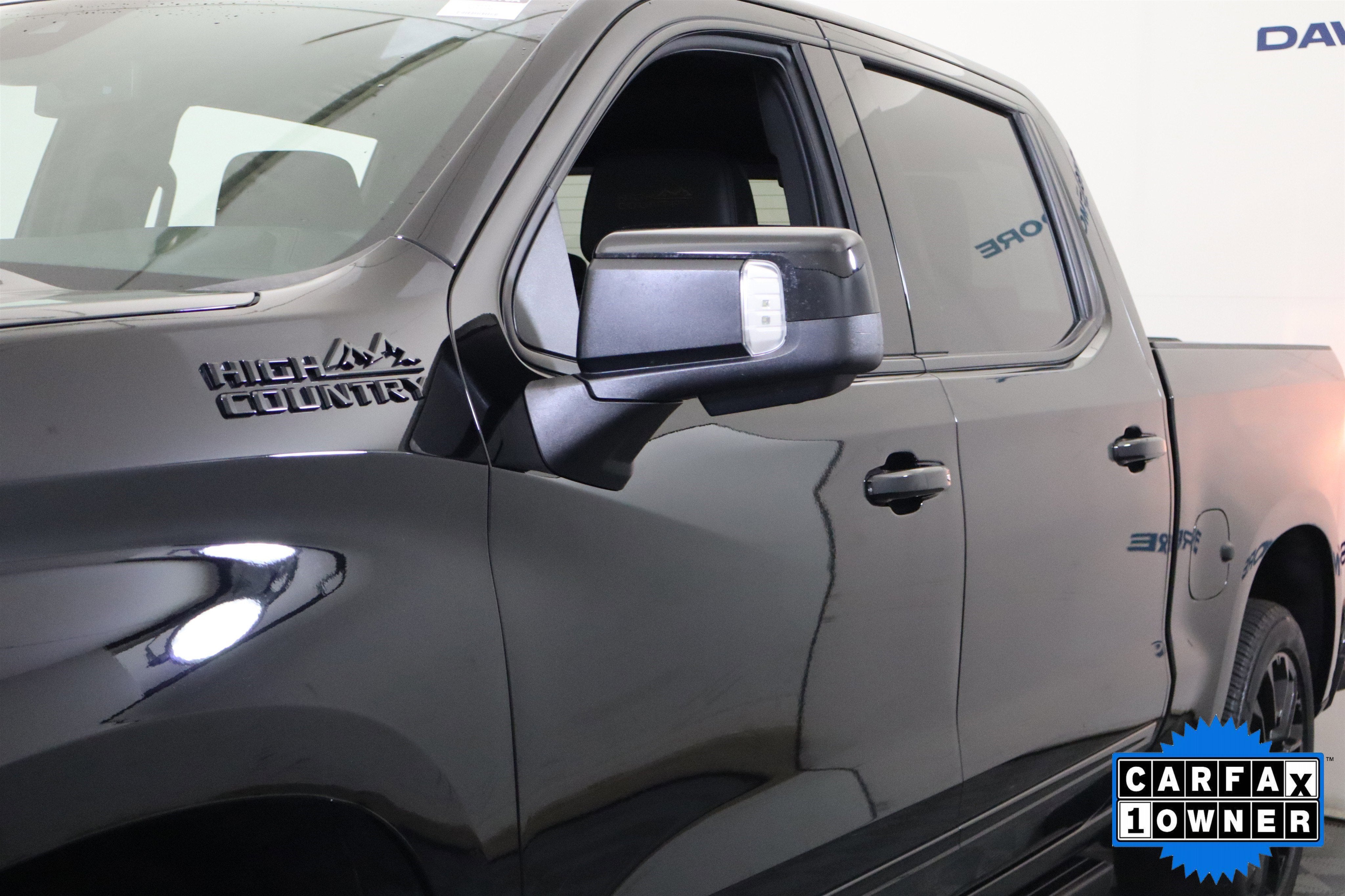 2025 Chevrolet Silverado 1500 High Country Crew Cab 4WD