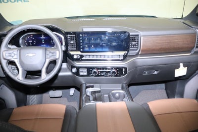 2026 Chevrolet Silverado 1500 High Country Crew Cab 4WD