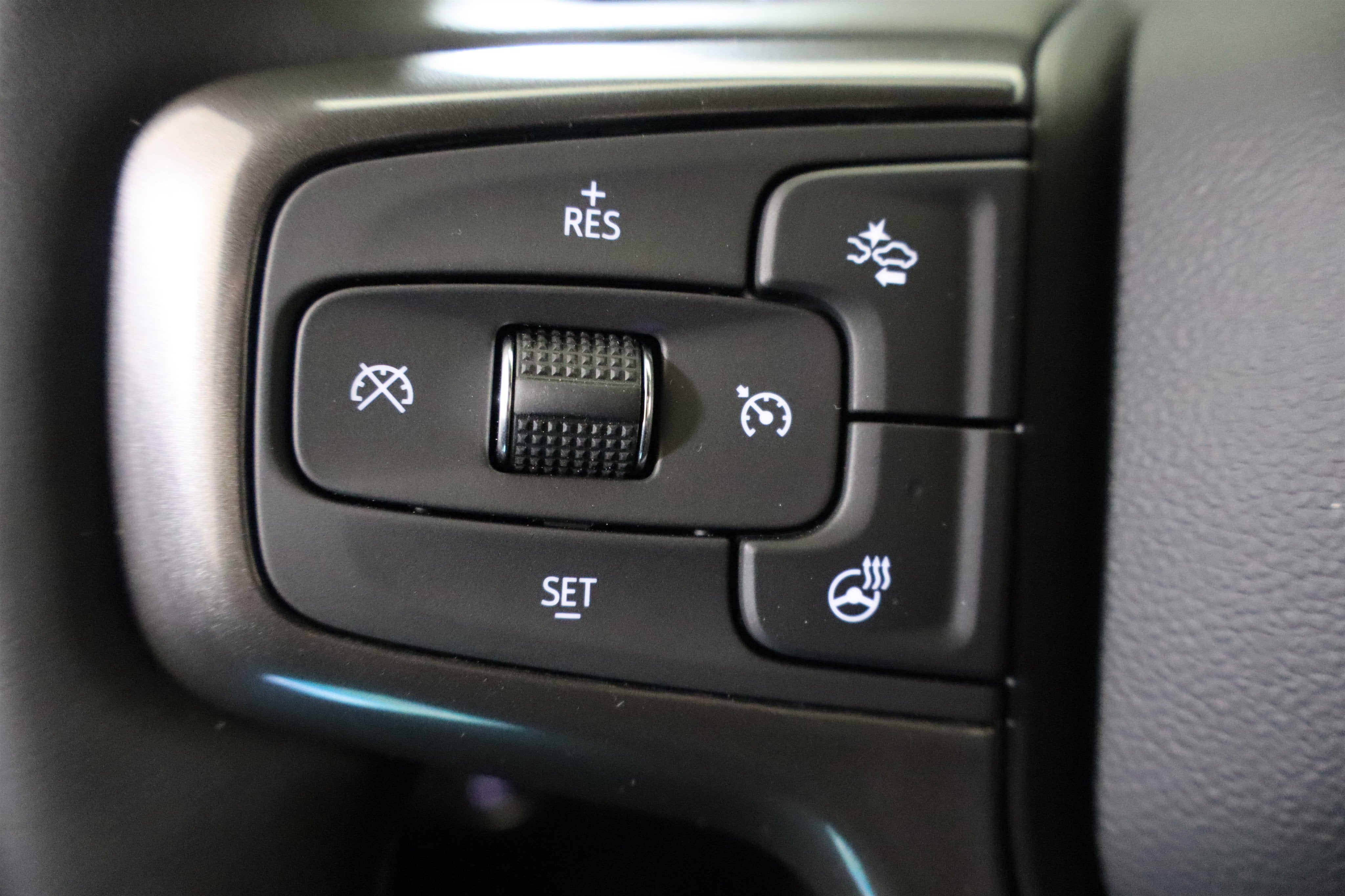 2026 Chevrolet Silverado 1500 High Country Crew Cab 4WD