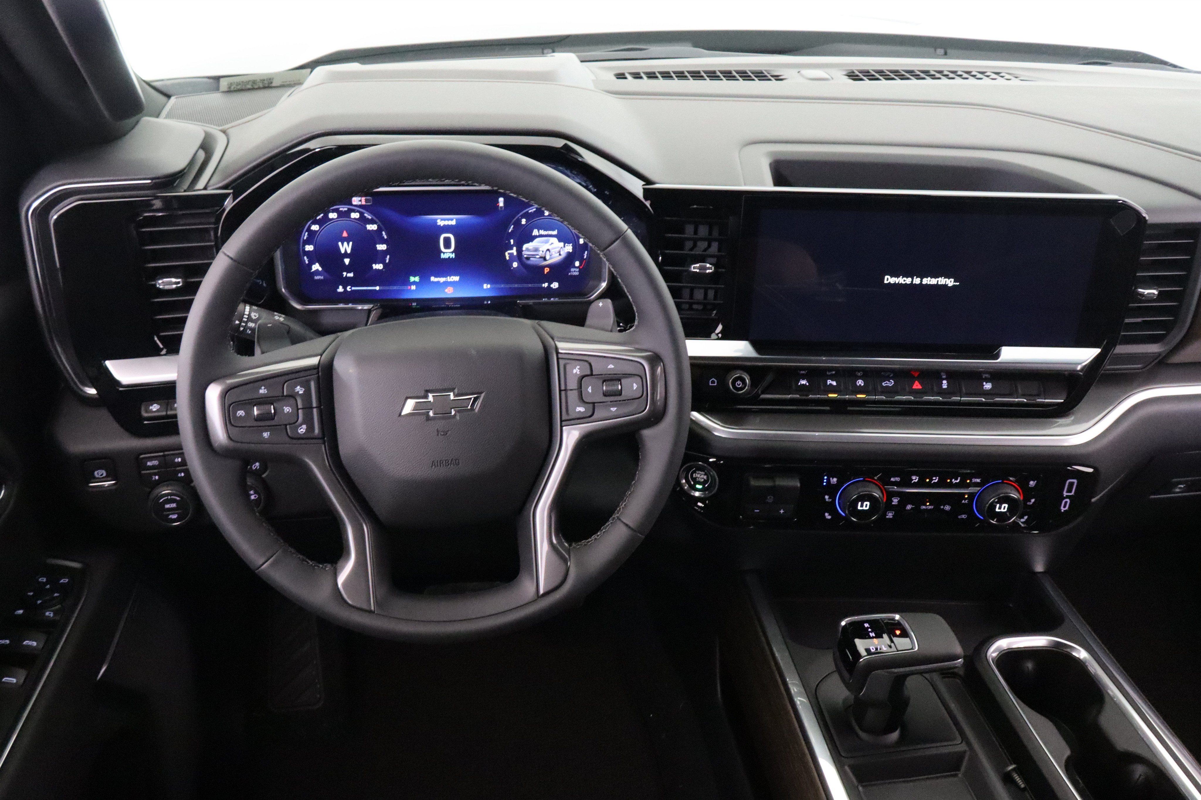 2026 Chevrolet Silverado 1500 High Country Crew Cab 4WD
