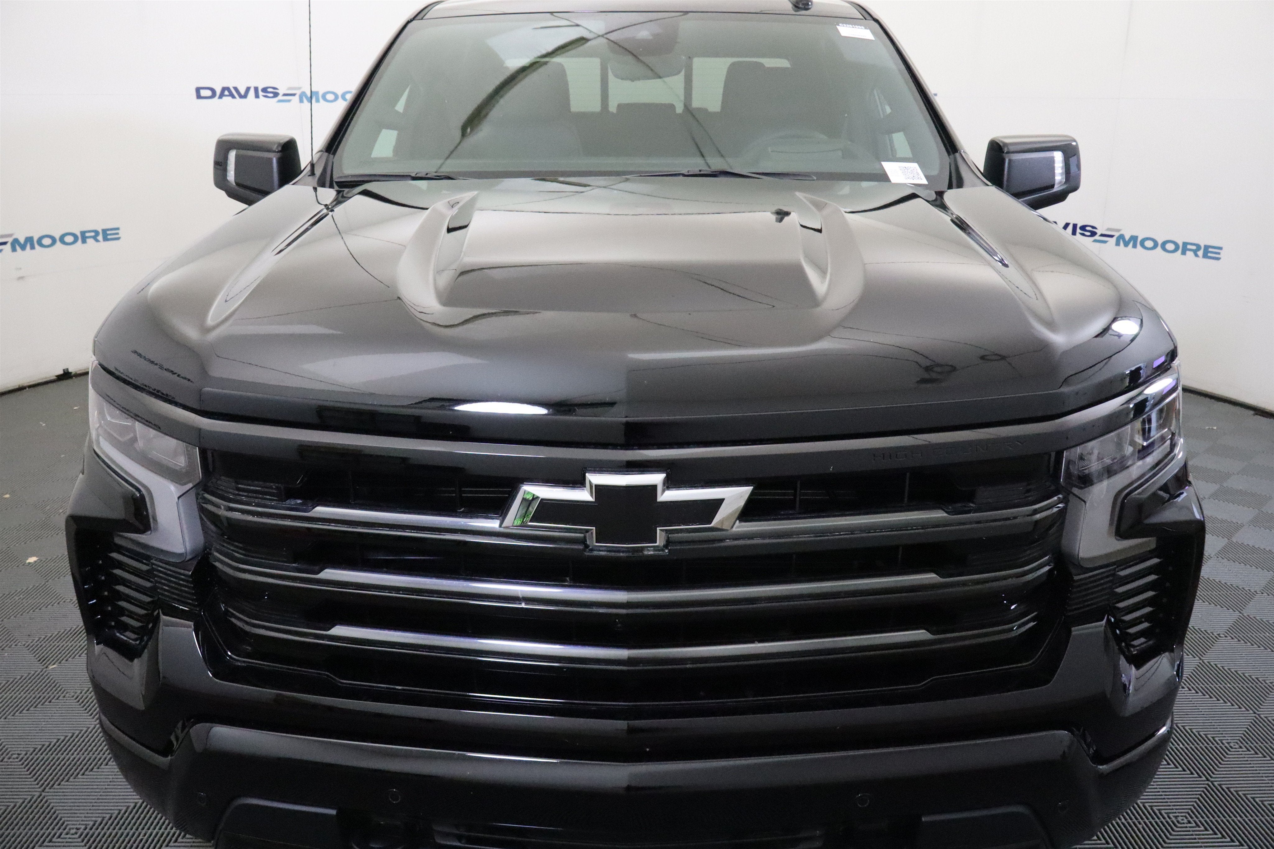 2026 Chevrolet Silverado 1500 High Country Crew Cab 4WD