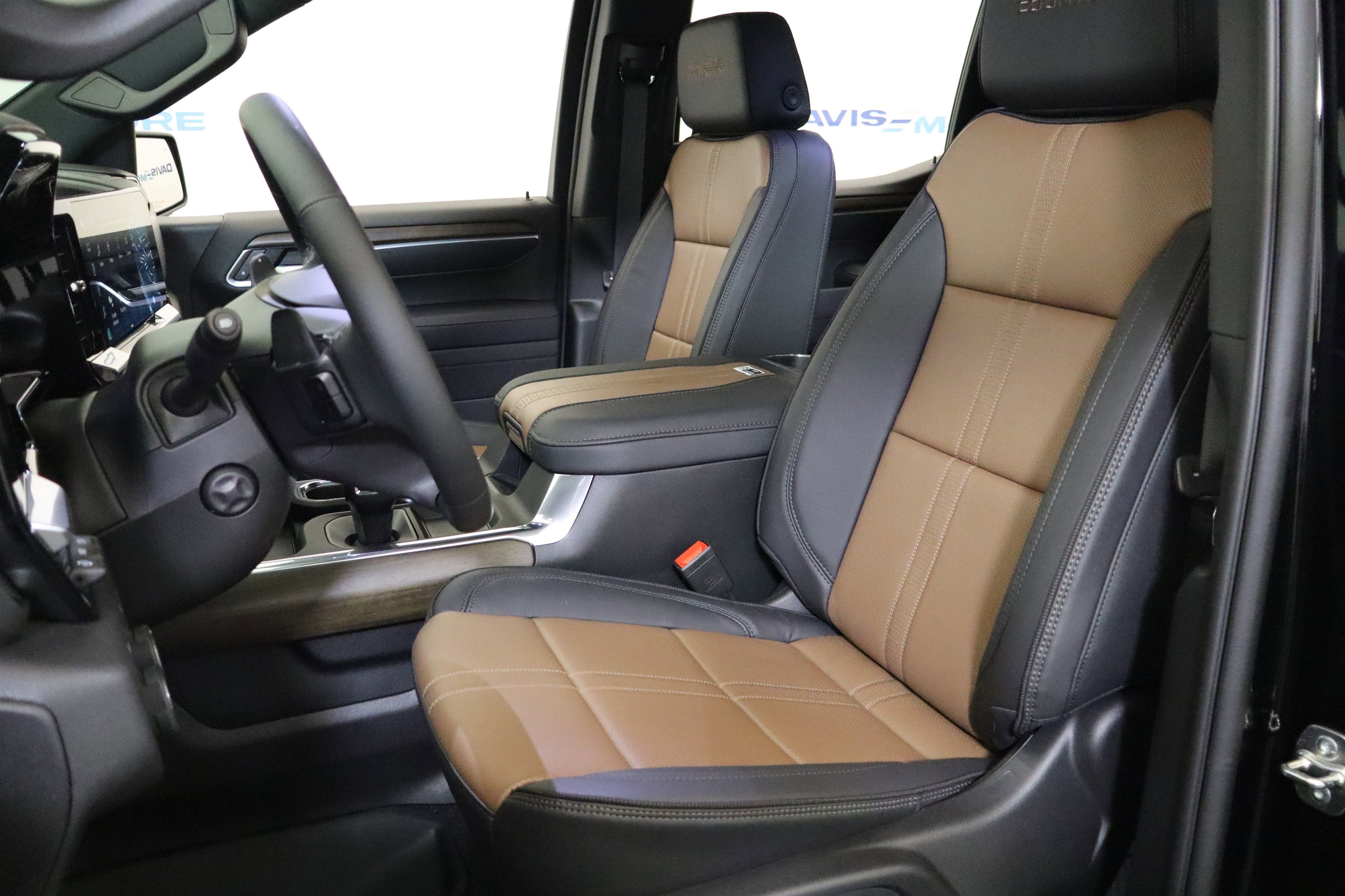 2026 Chevrolet Silverado 1500 High Country Crew Cab 4WD