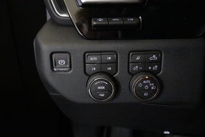 2026 Chevrolet Silverado 1500 High Country Crew Cab 4WD