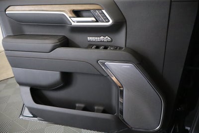 2026 Chevrolet Silverado 1500 High Country Crew Cab 4WD