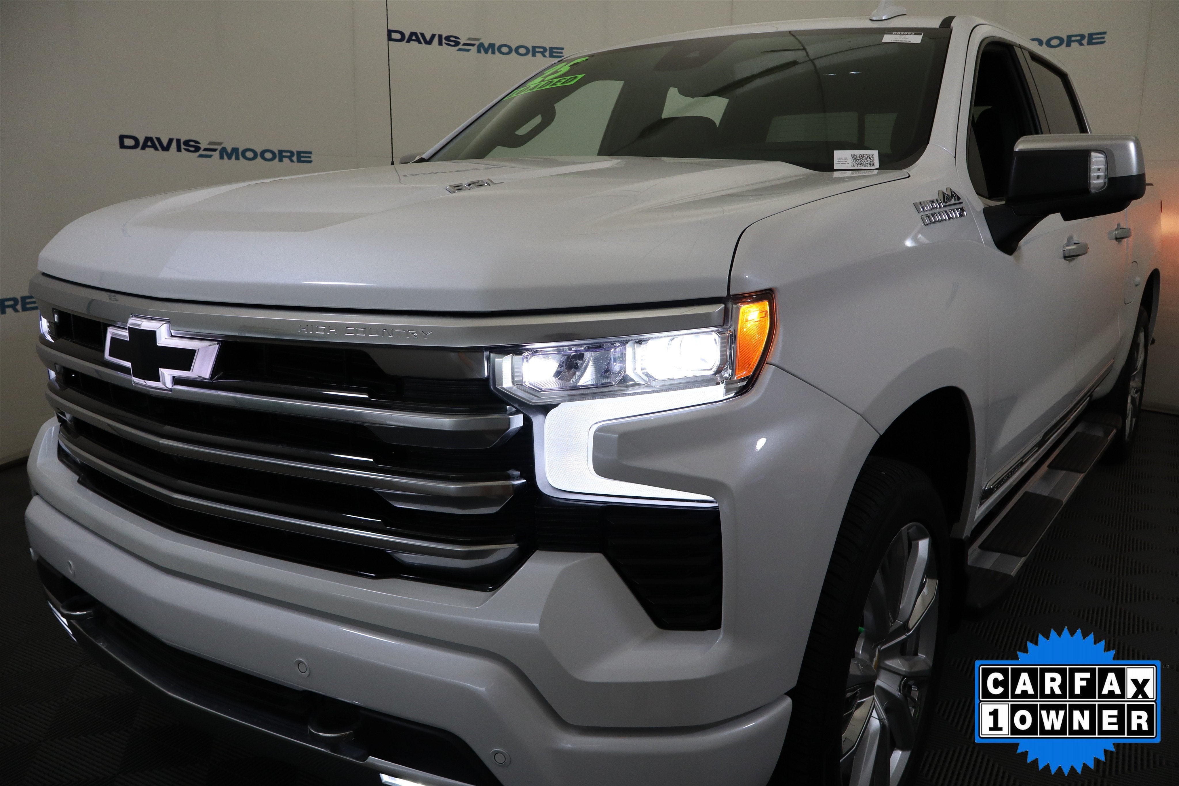2025 Chevrolet Silverado 1500 High Country Crew Cab 4WD
