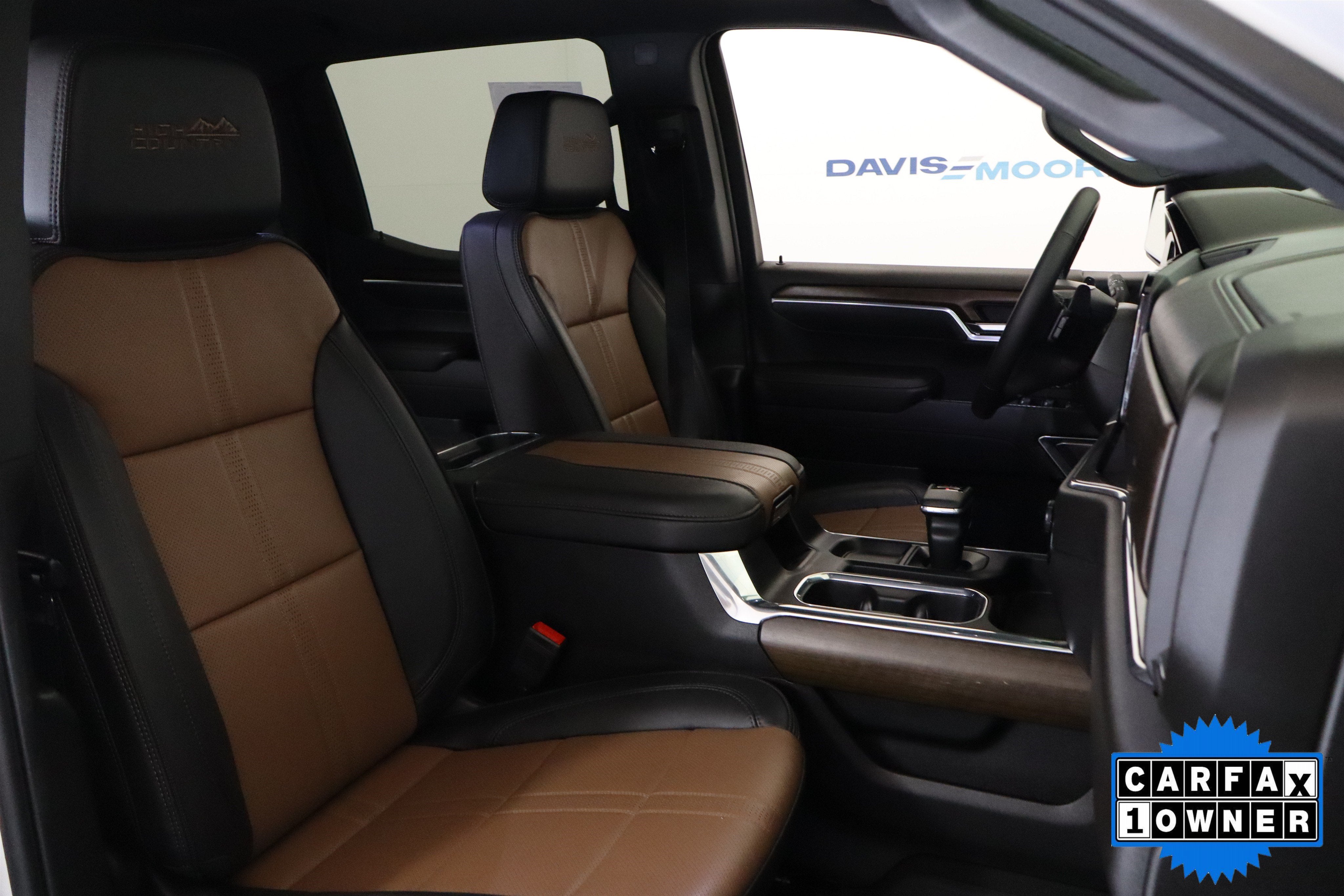 2025 Chevrolet Silverado 1500 High Country Crew Cab 4WD