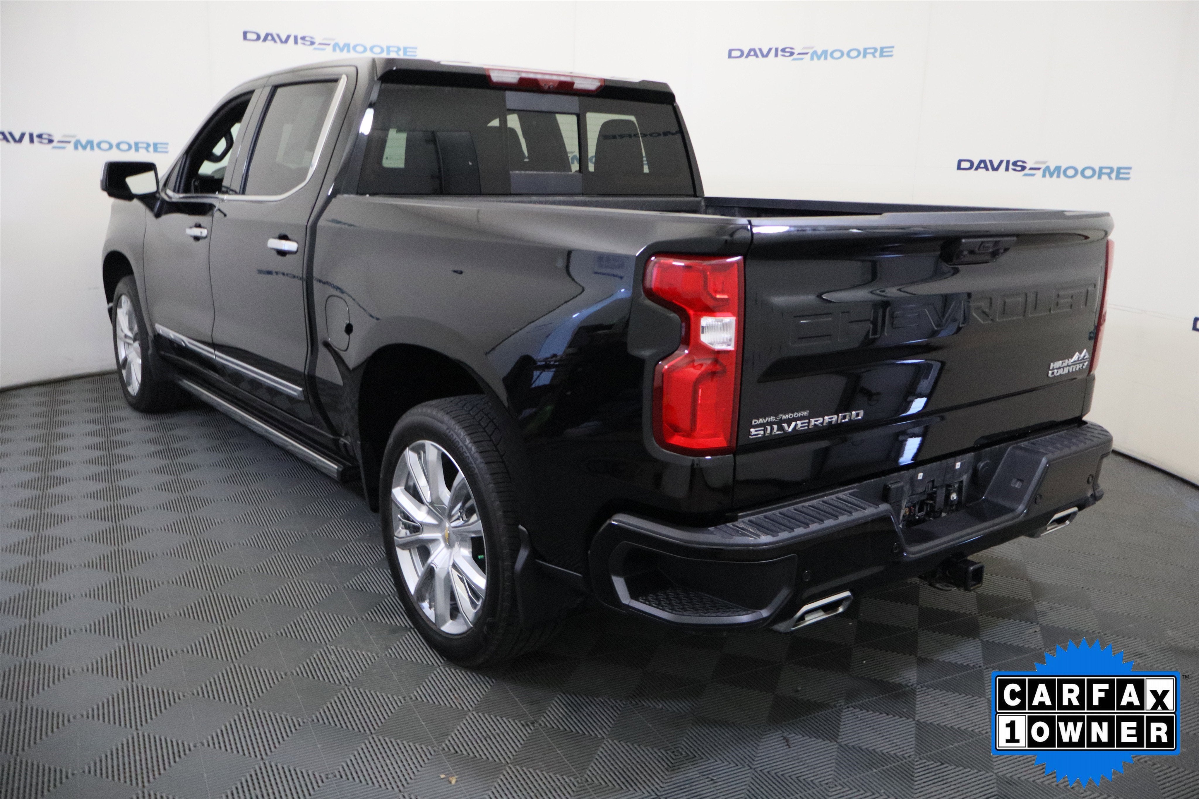 2025 Chevrolet Silverado 1500 High Country Crew Cab 4WD