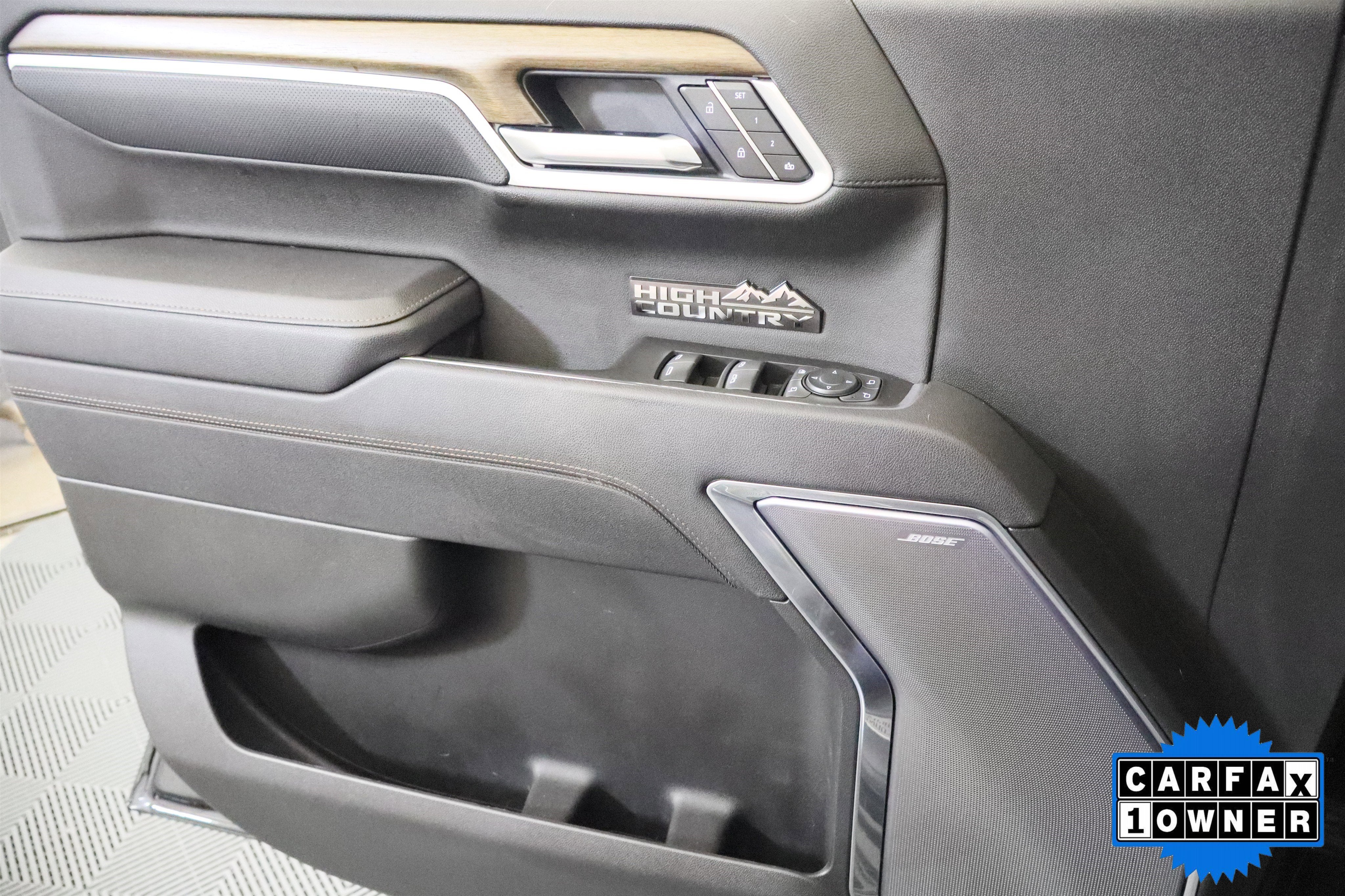 2025 Chevrolet Silverado 1500 High Country Crew Cab 4WD