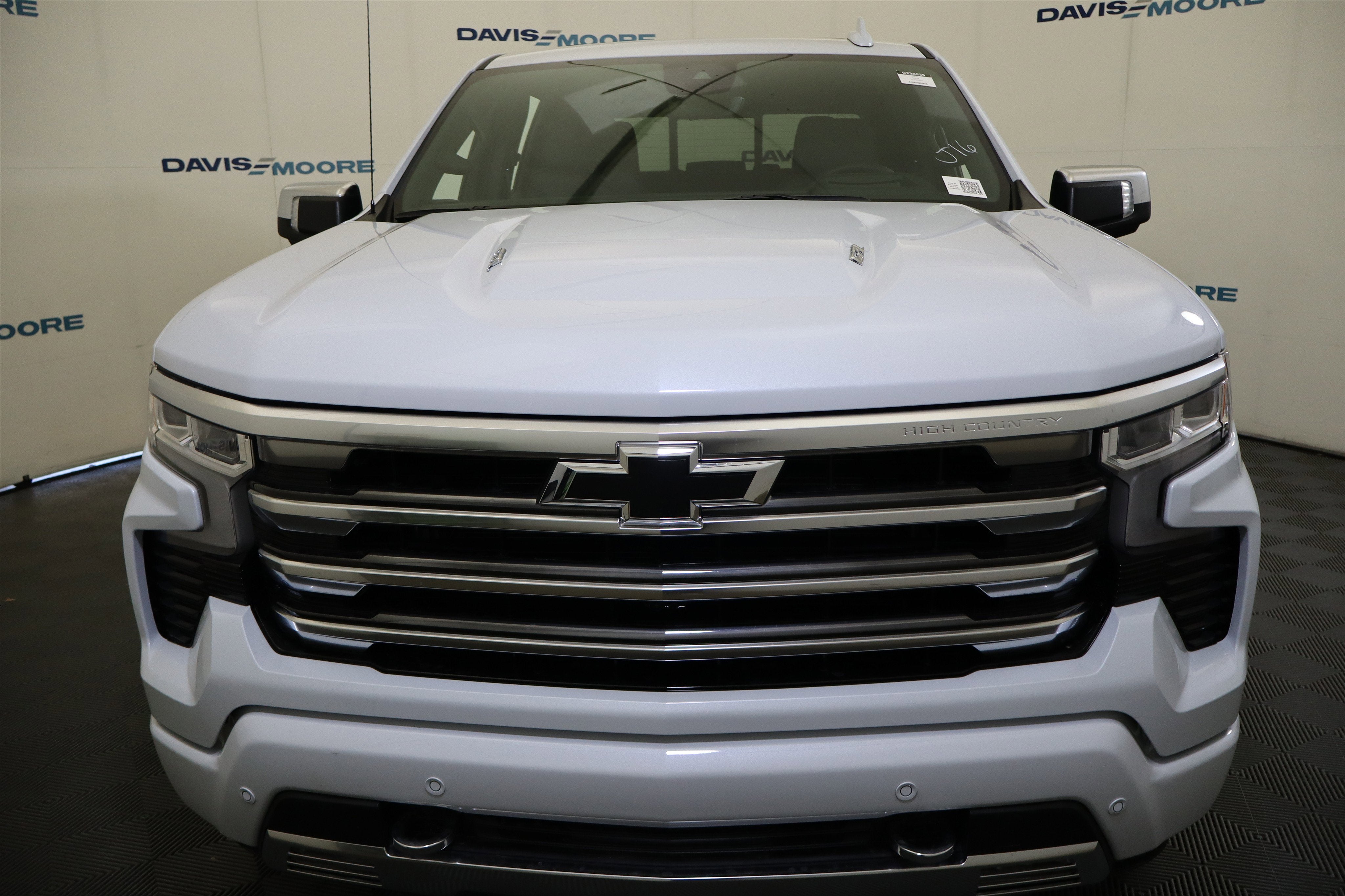 2026 Chevrolet Silverado 1500 High Country Crew Cab 4WD