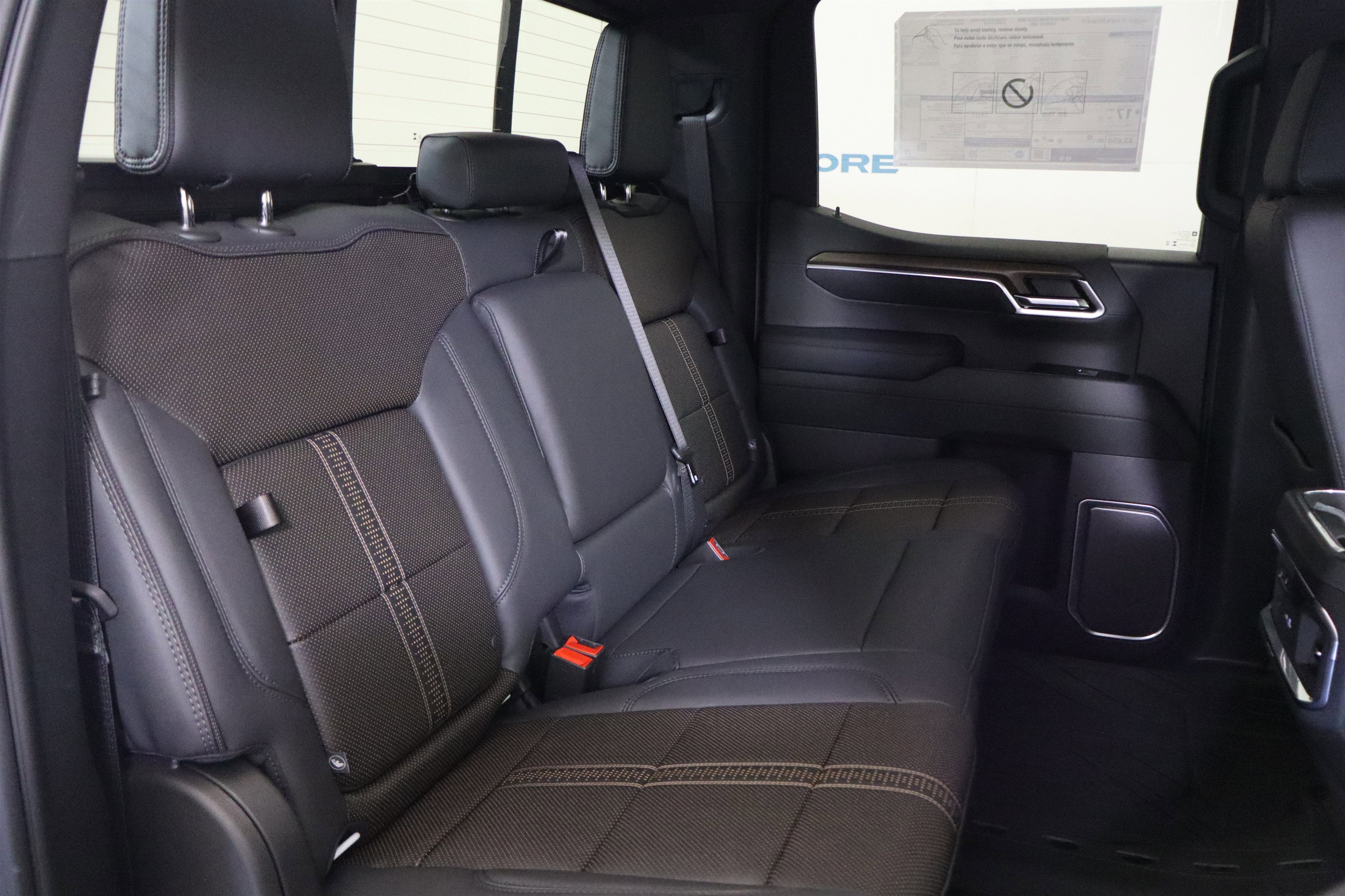 2026 Chevrolet Silverado 1500 High Country Crew Cab 4WD